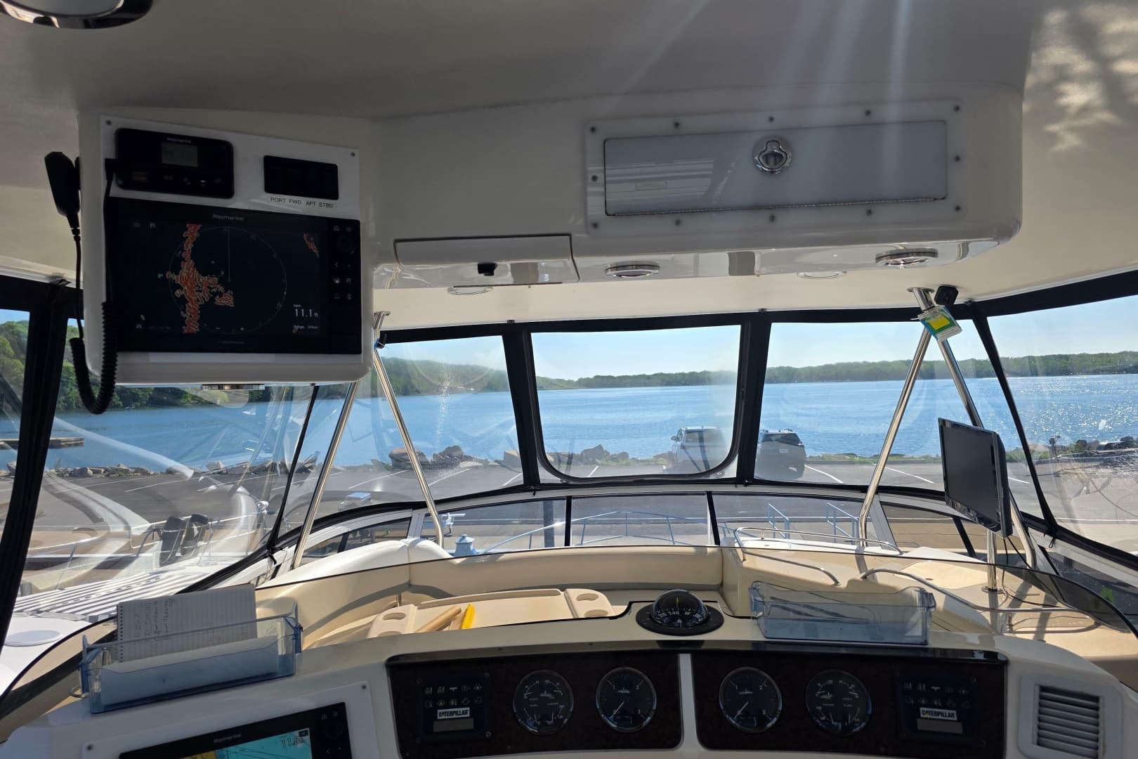 2002 Sea Ray 560 Sedan Bridge