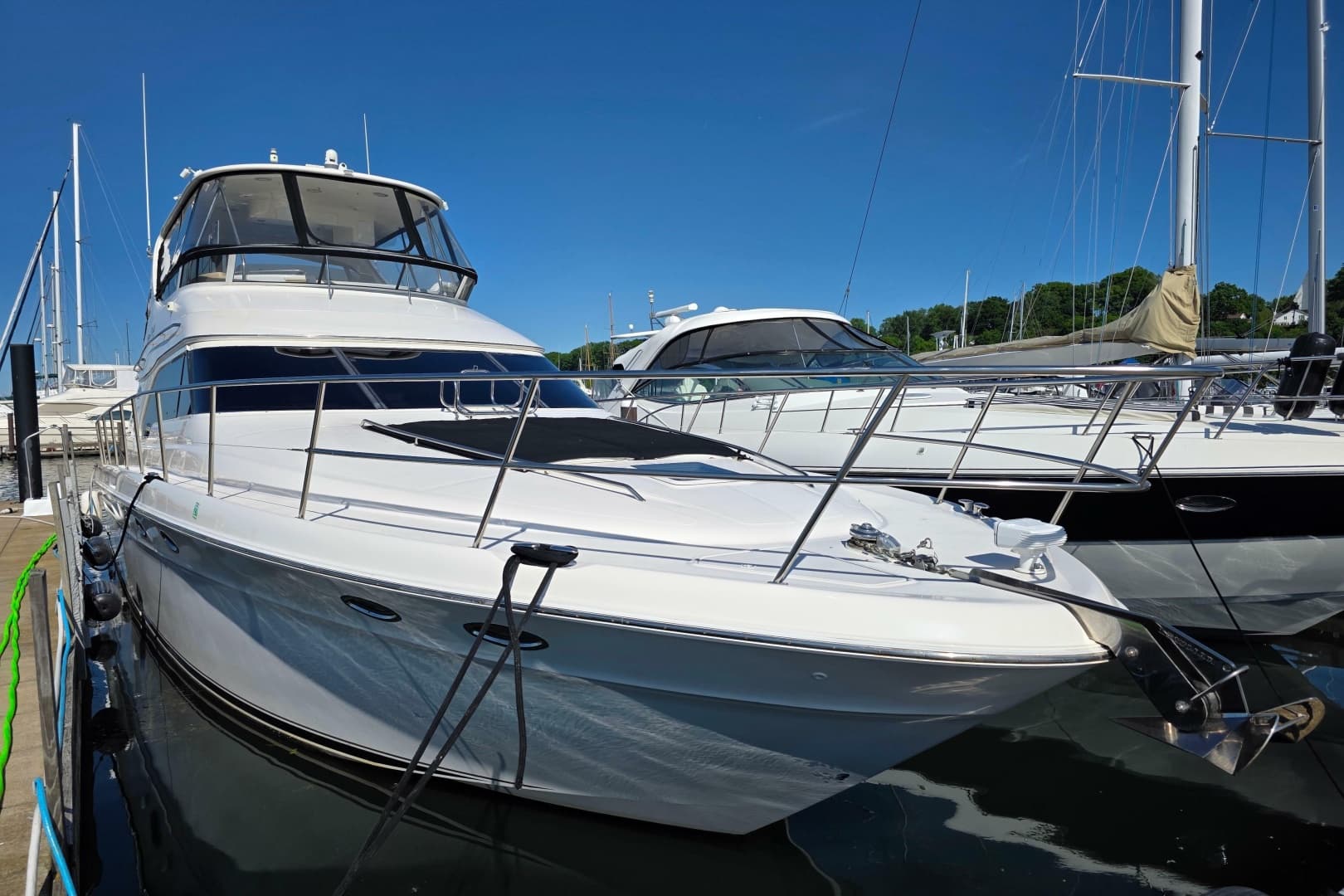 2002 Sea Ray 560 Sedan Bridge