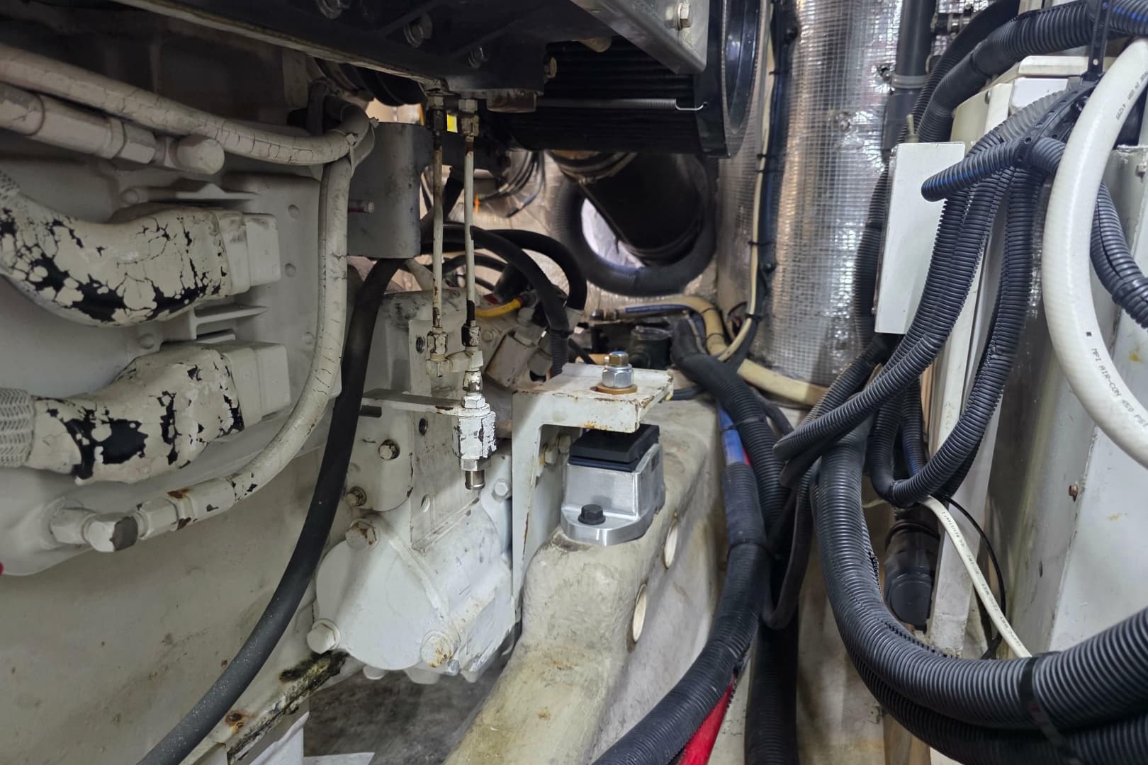 2002 Sea Ray 560 Sedan Bridge