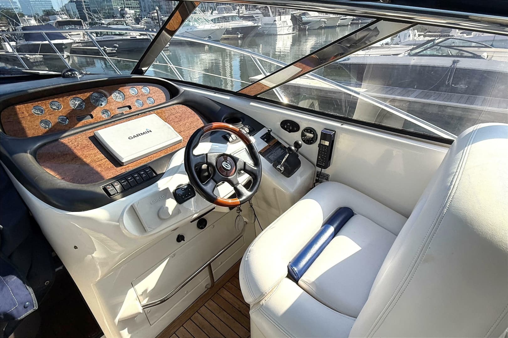 2002 Sunseeker Camargue 44