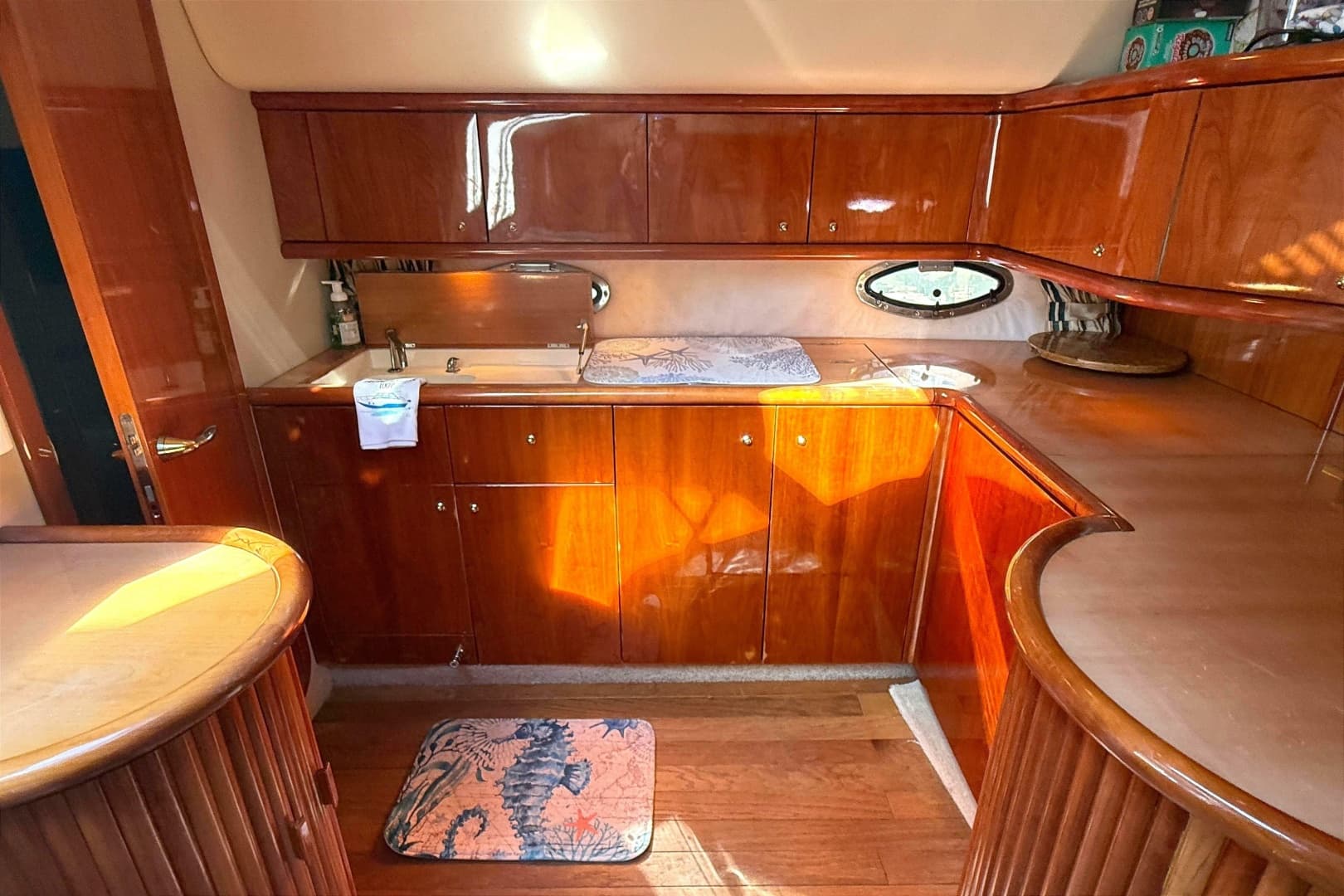 2002 Sunseeker Camargue 44