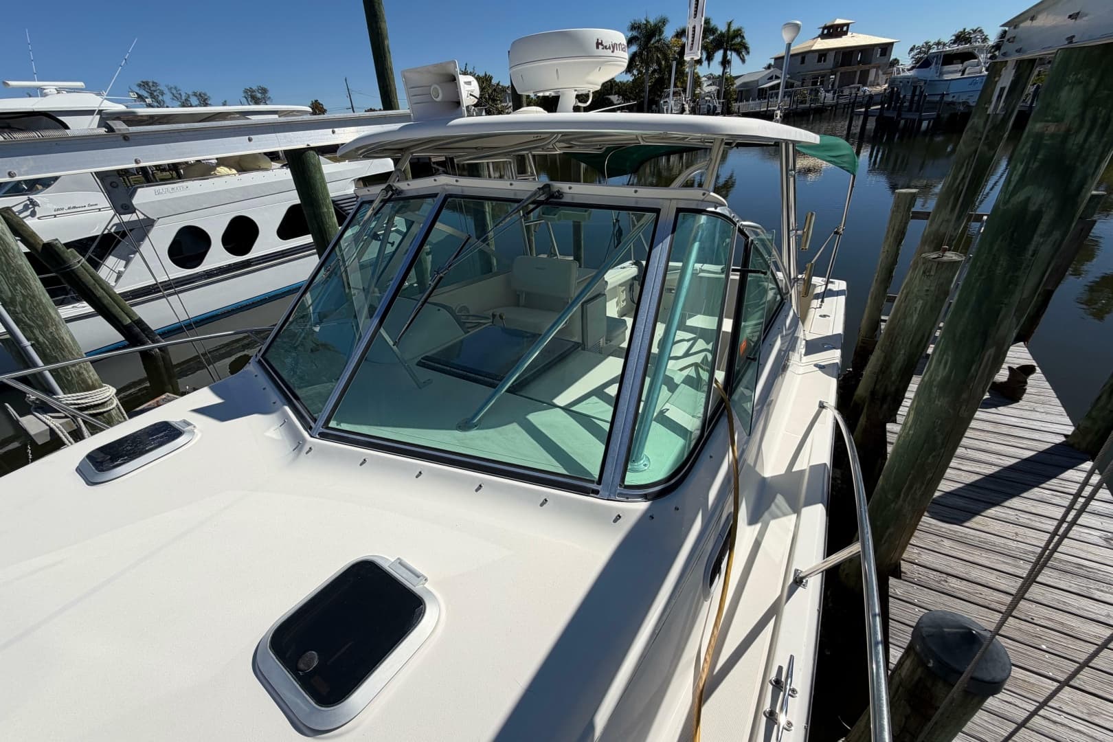 2001 Pursuit 3000 Express