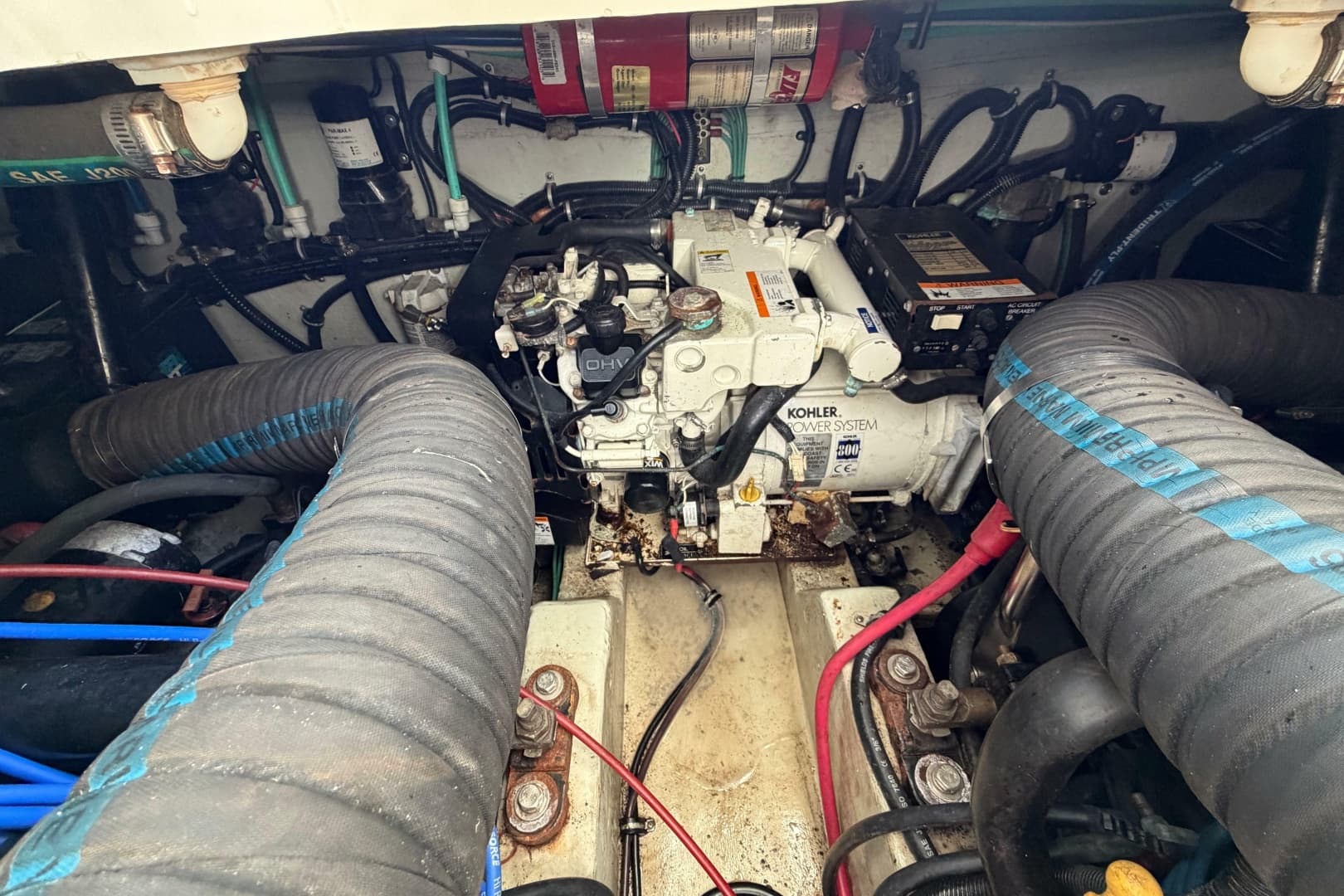 2001 Pursuit 3000 Express
