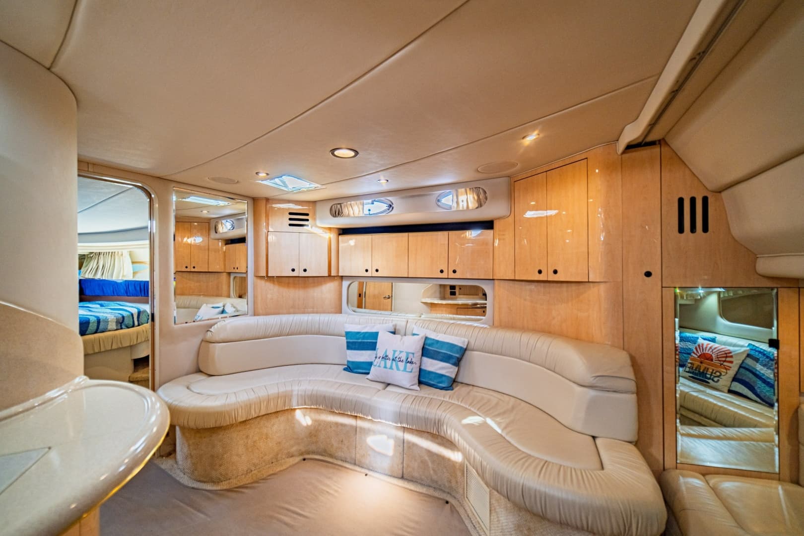 2001 Sea Ray 380 Sundancer