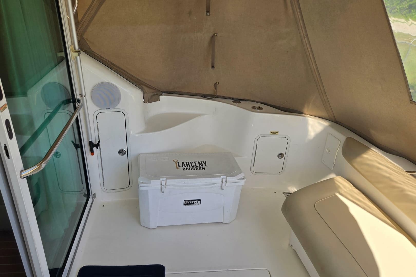 2001 Sea Ray 400 Sedan Bridge