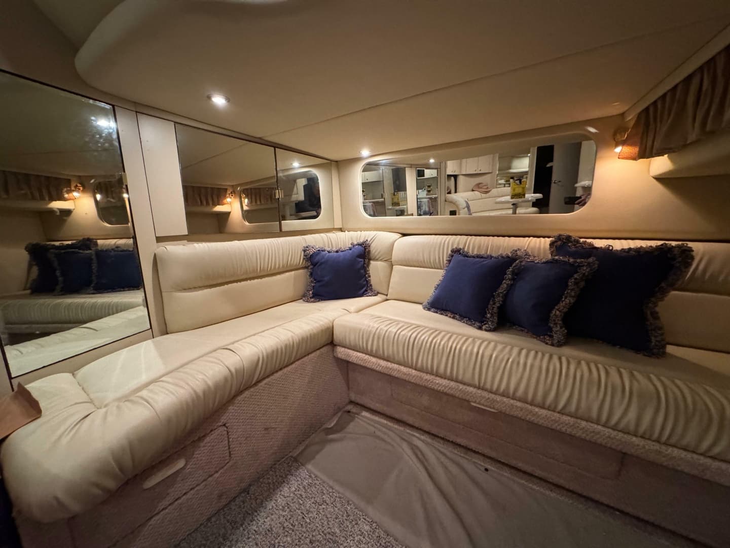2000 Sea Ray 380 Sundancer