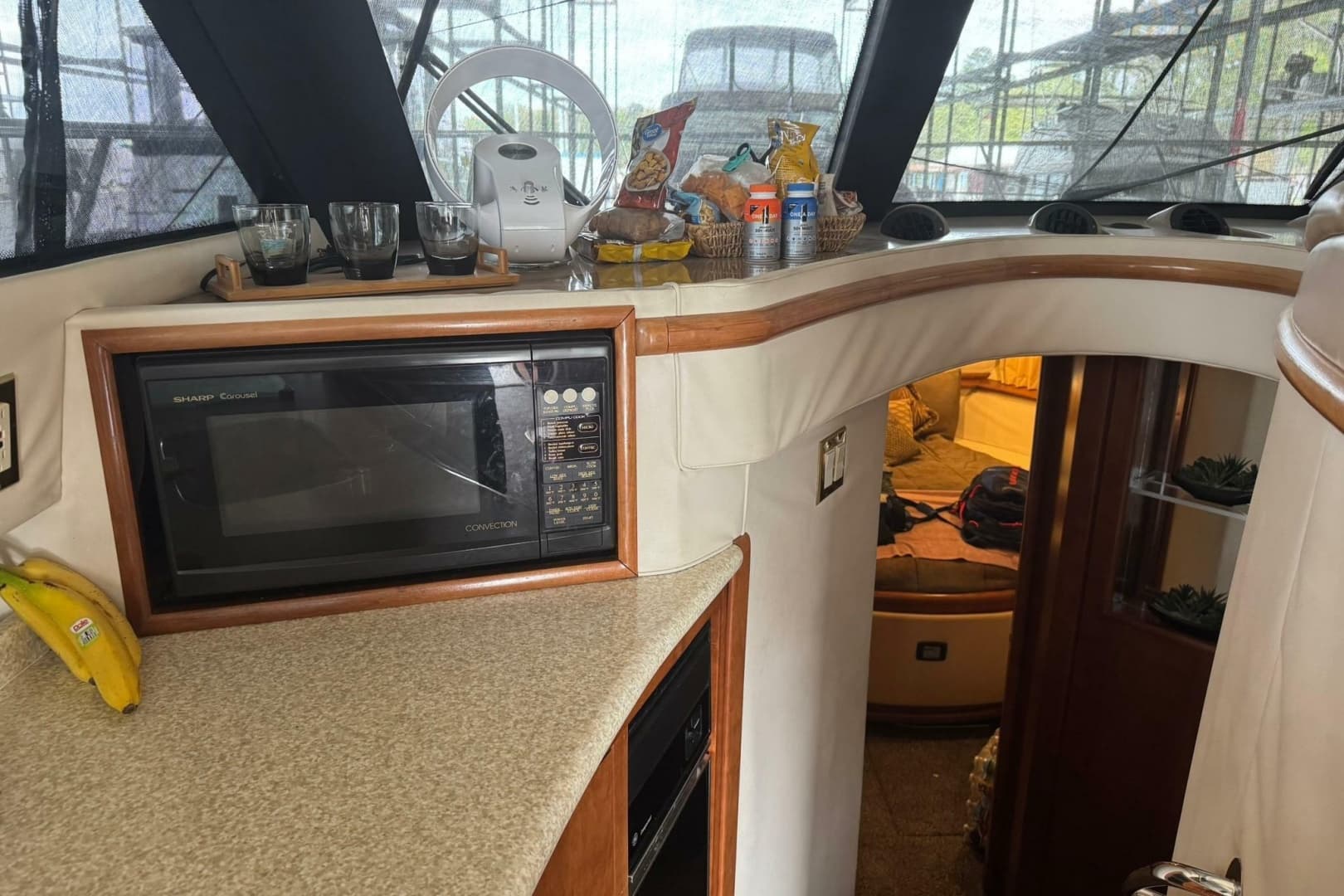 1999 Carver 450 Voyager Pilothouse