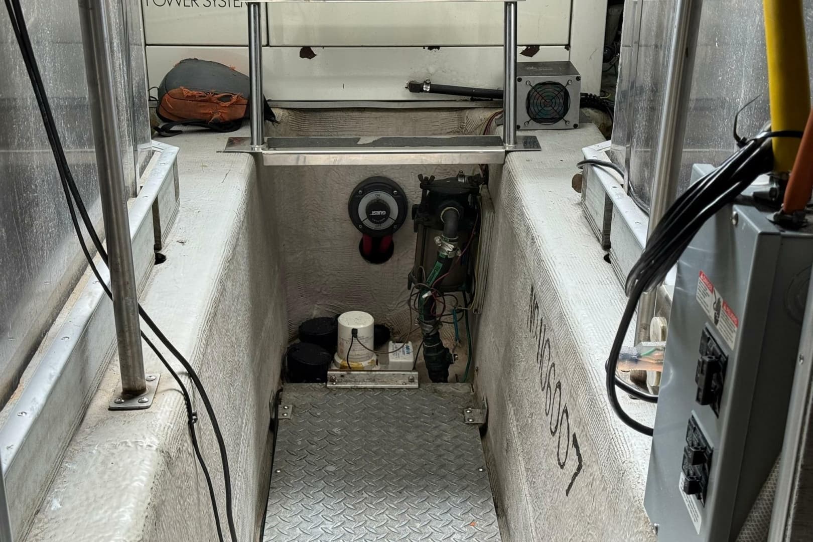 1999 Carver 450 Voyager Pilothouse