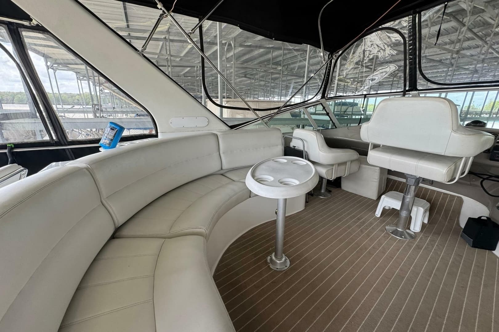 1999 Carver 450 Voyager Pilothouse