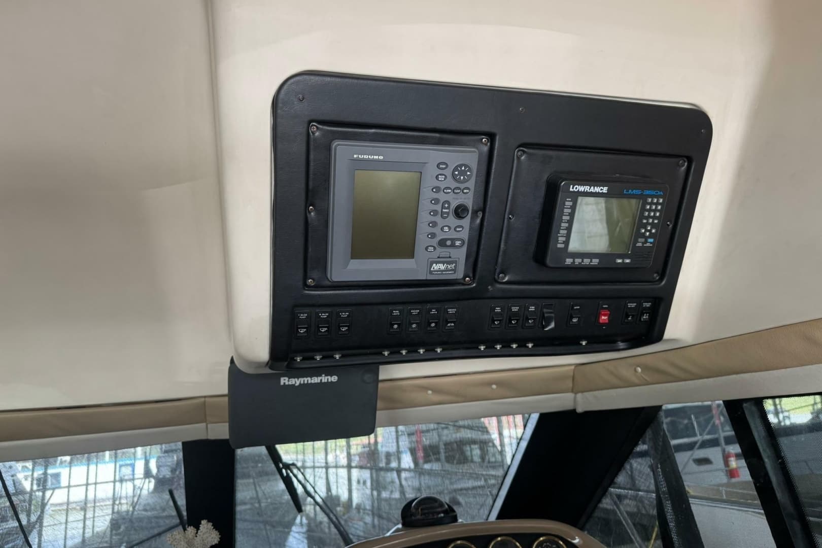 1999 Carver 450 Voyager Pilothouse