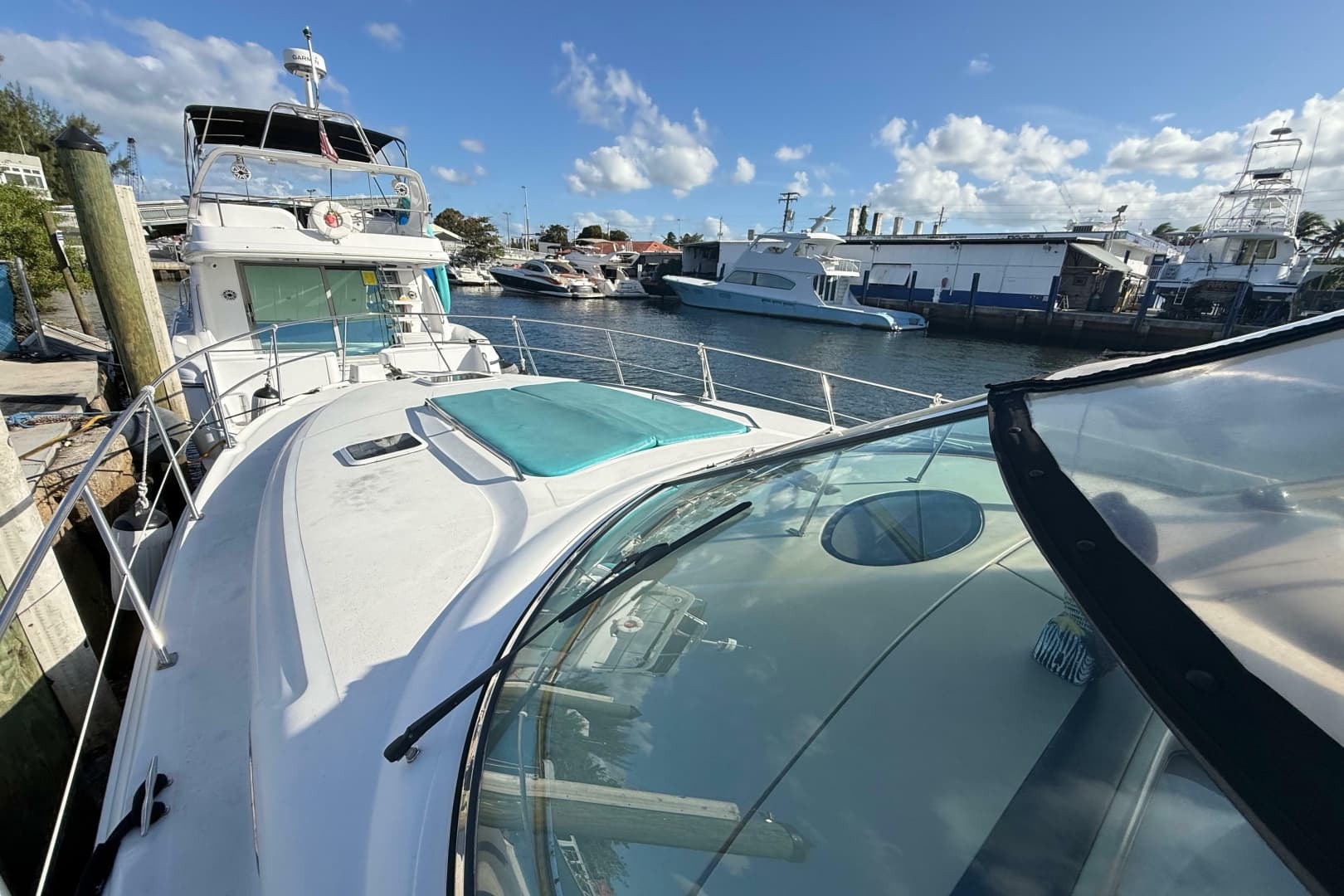 1999 Sea Ray 410 Express Cruiser