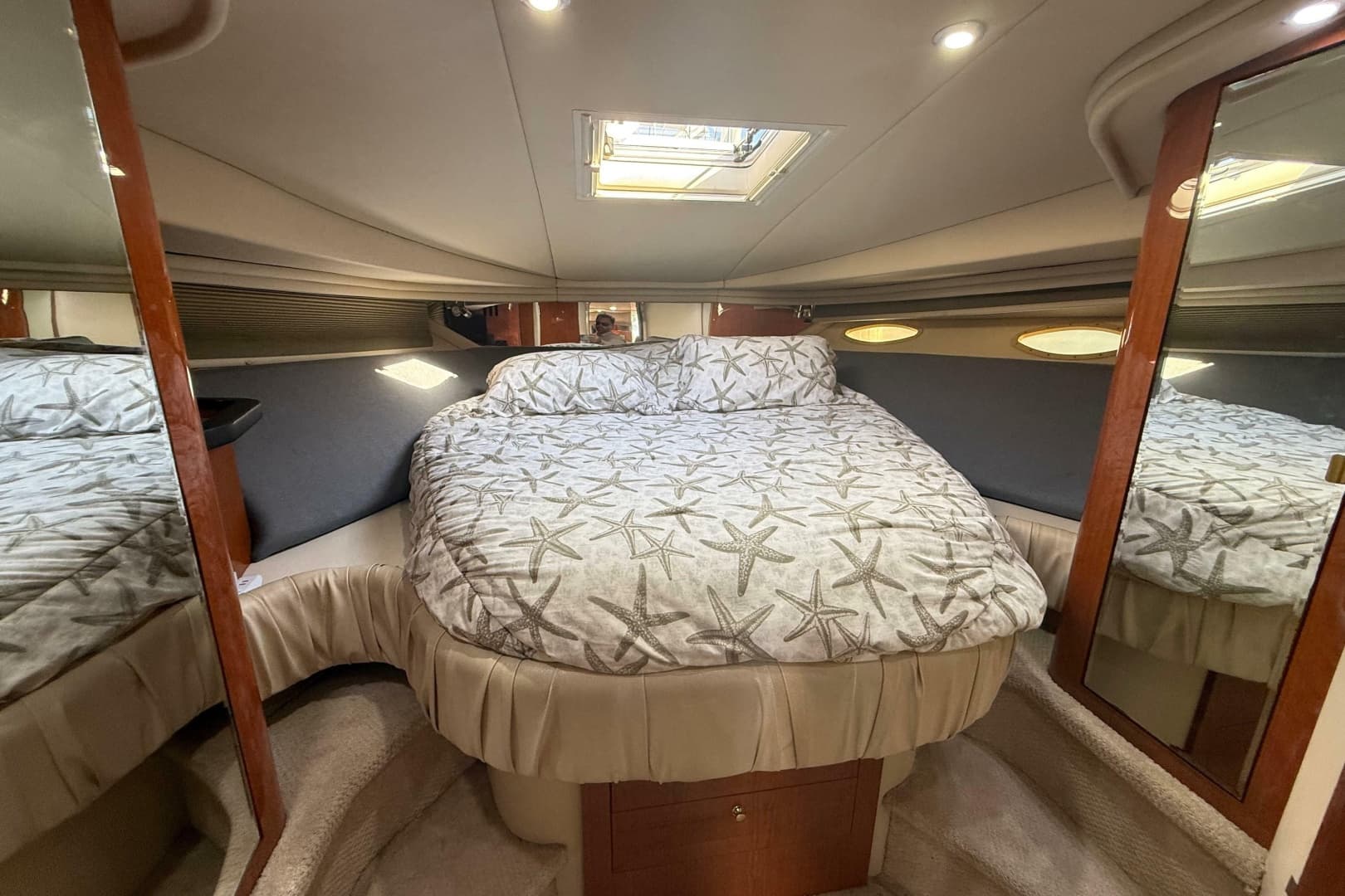 1999 Sea Ray 410 Express Cruiser