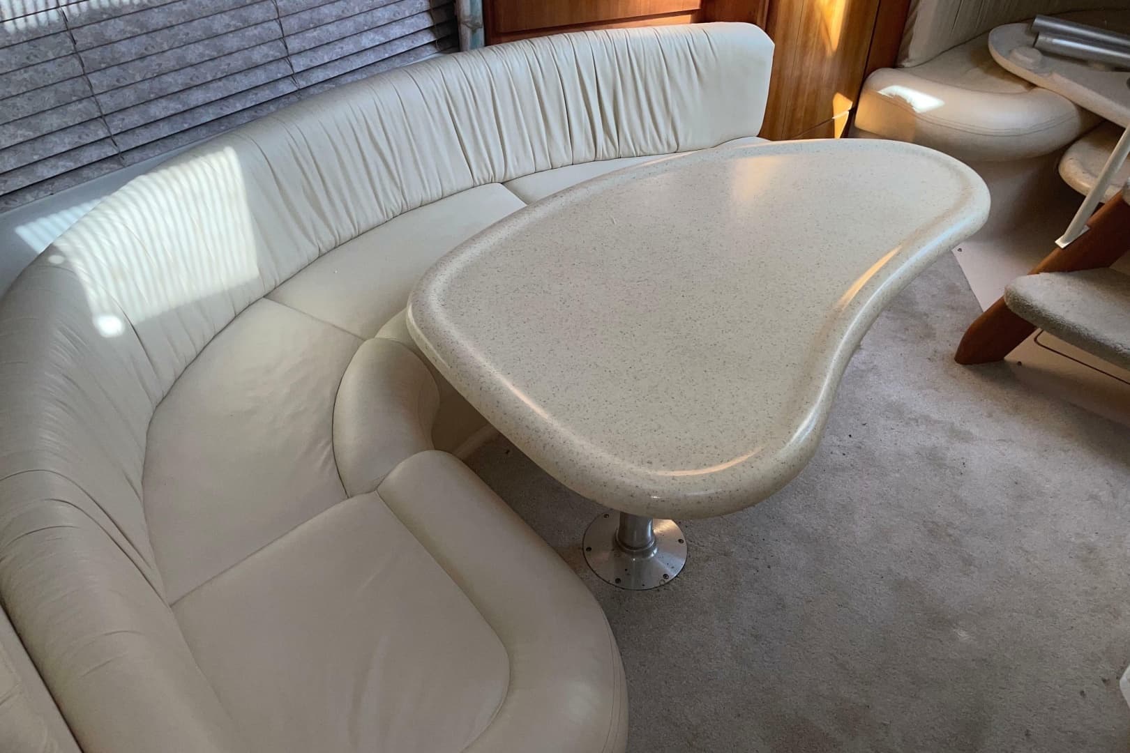 1999 Silverton 360 Express