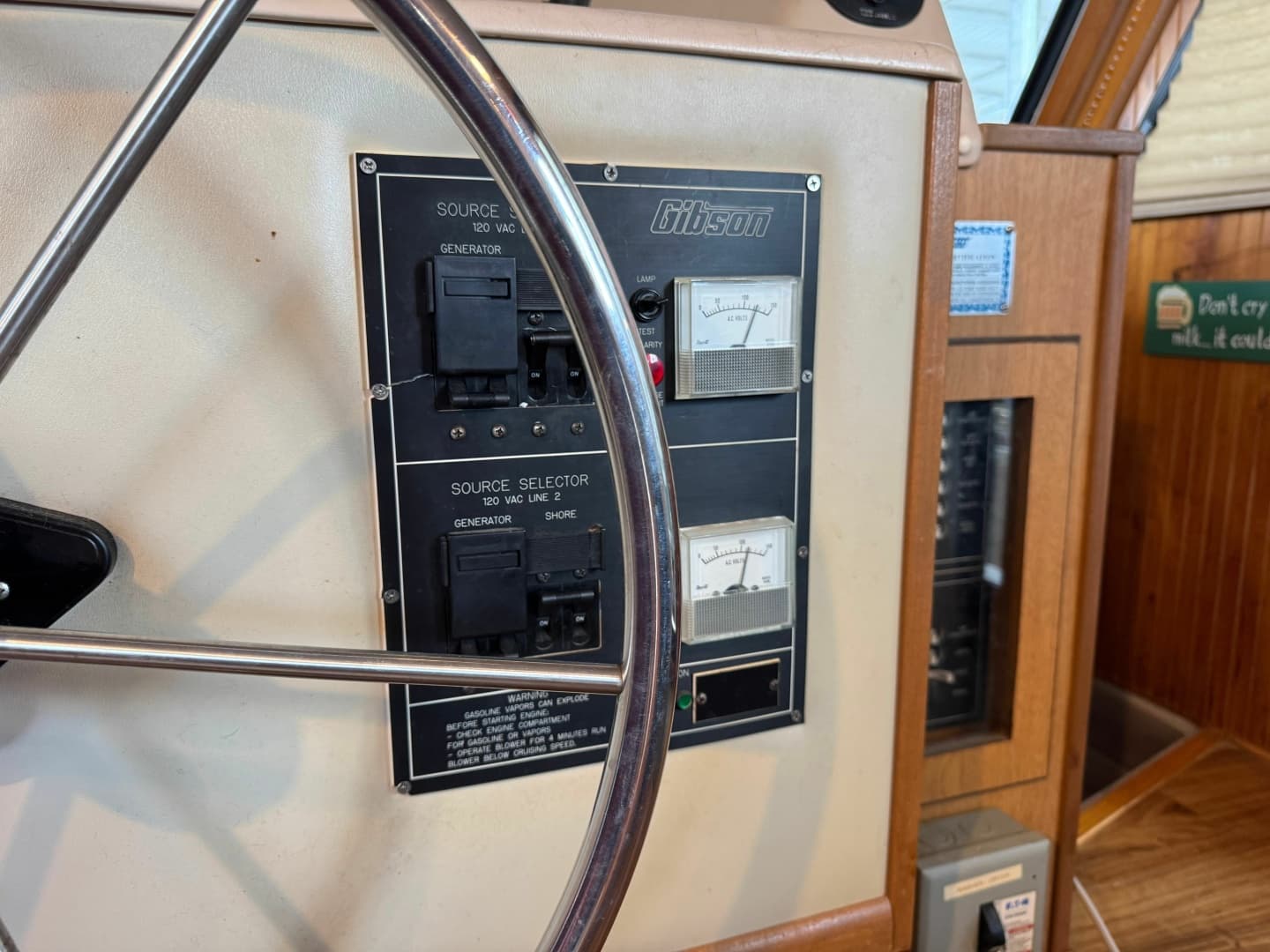 1998 Gibson 47 Executive