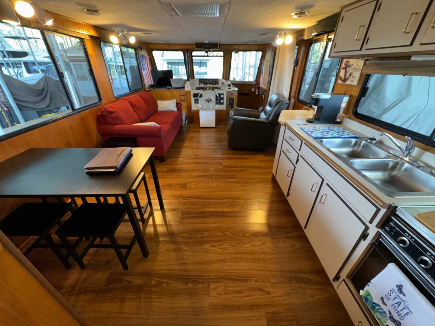 1998 Gibson 47 Executive