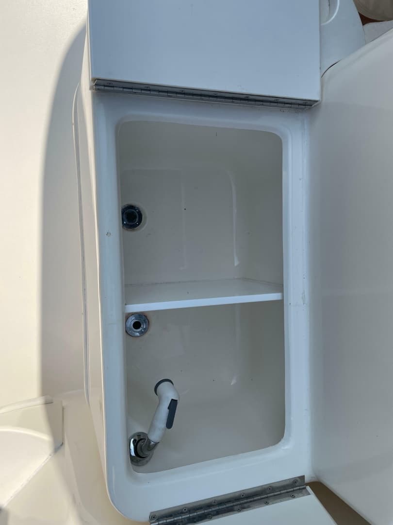 1997 Sea Ray 330 Express