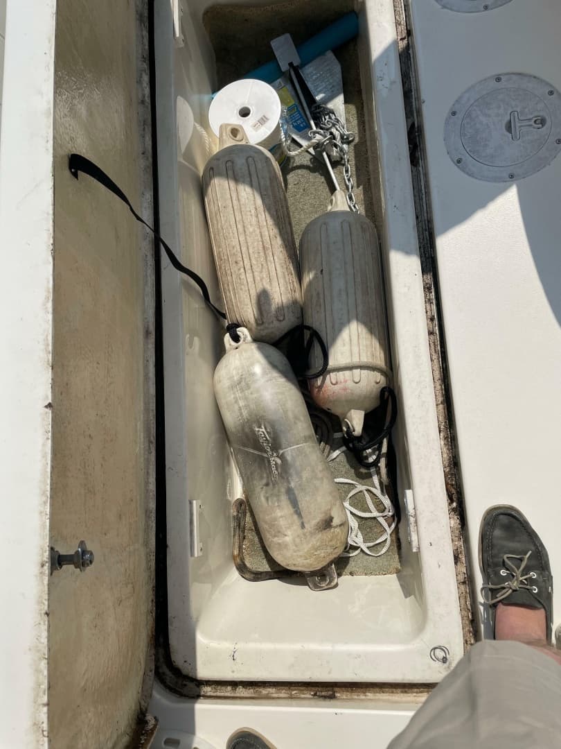 1997 Sea Ray 330 Express