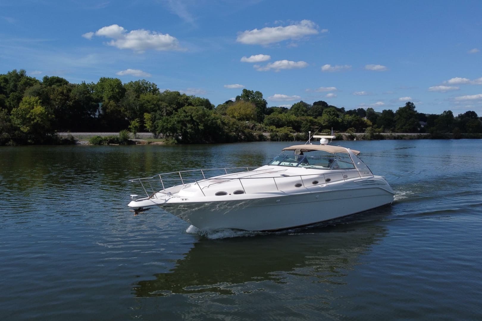 1997 Sea Ray 450 Sundancer