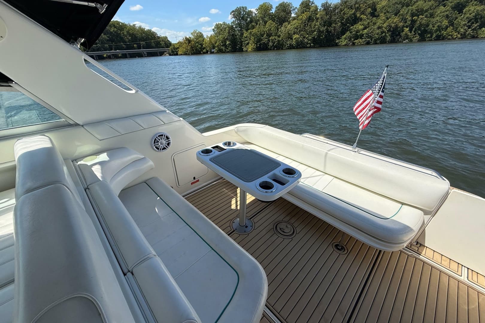 1995 Sea Ray Sundancer 330
