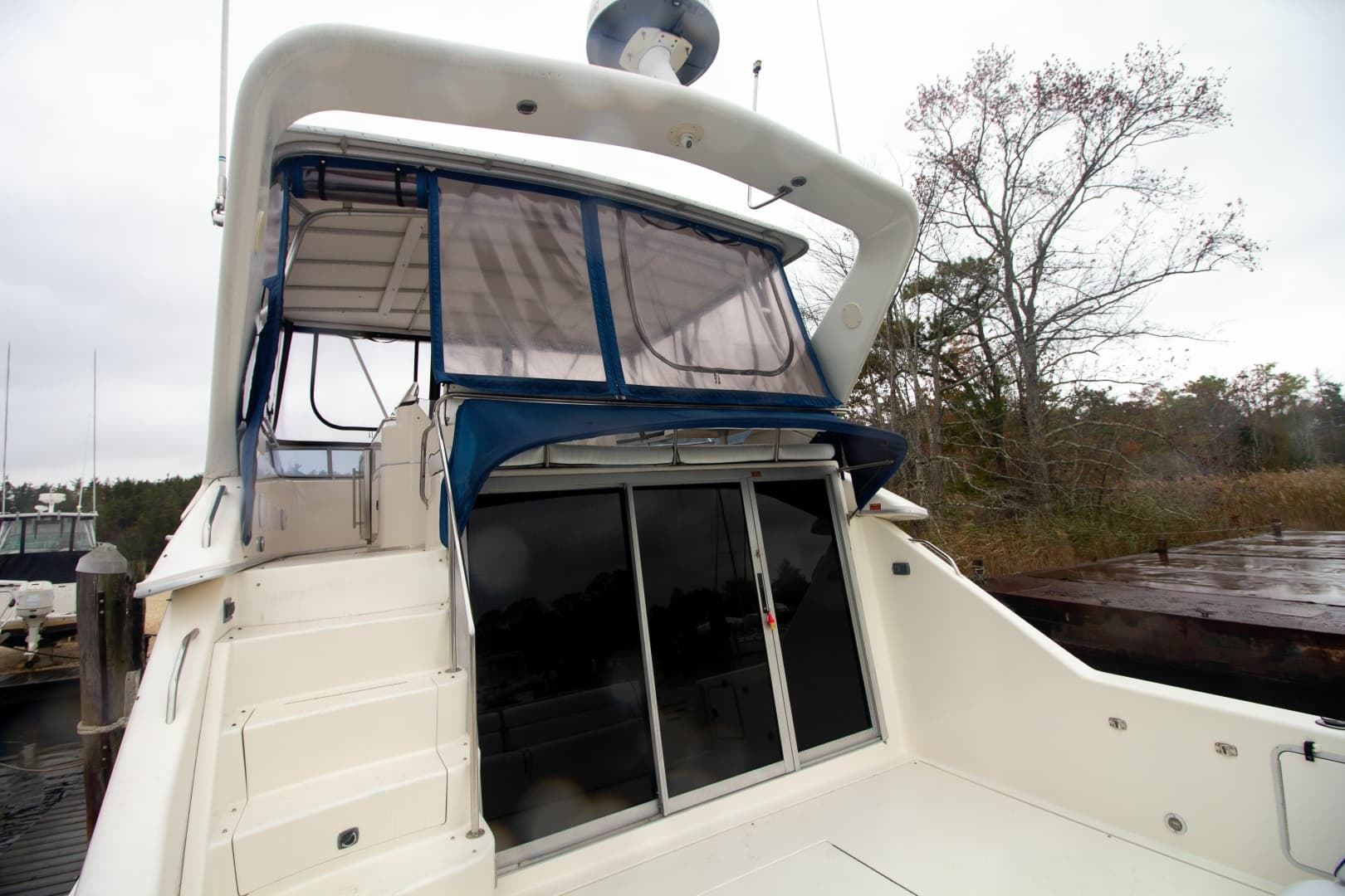 1993 Sea Ray 440 Express Bridge