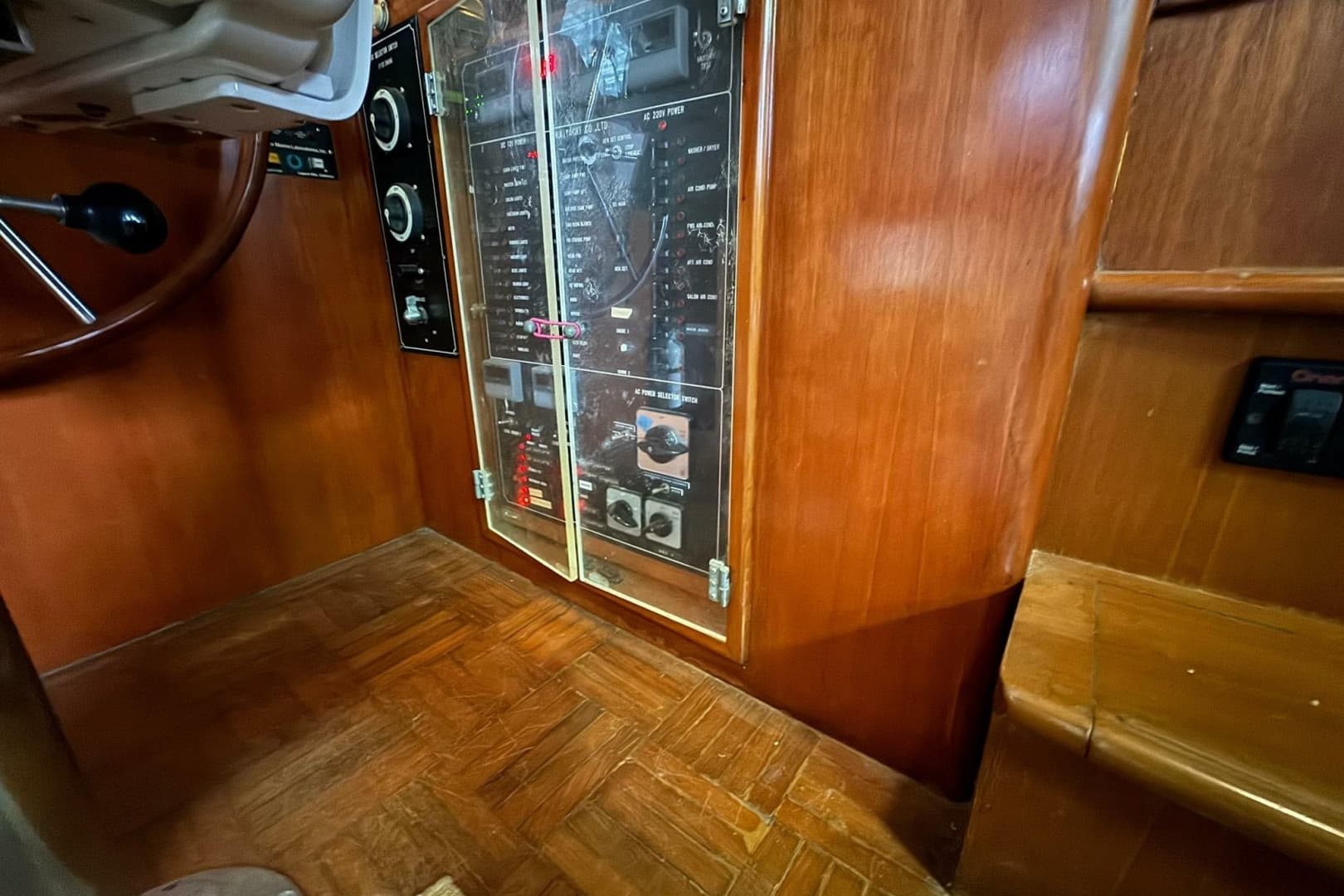 1991 DeFever 44