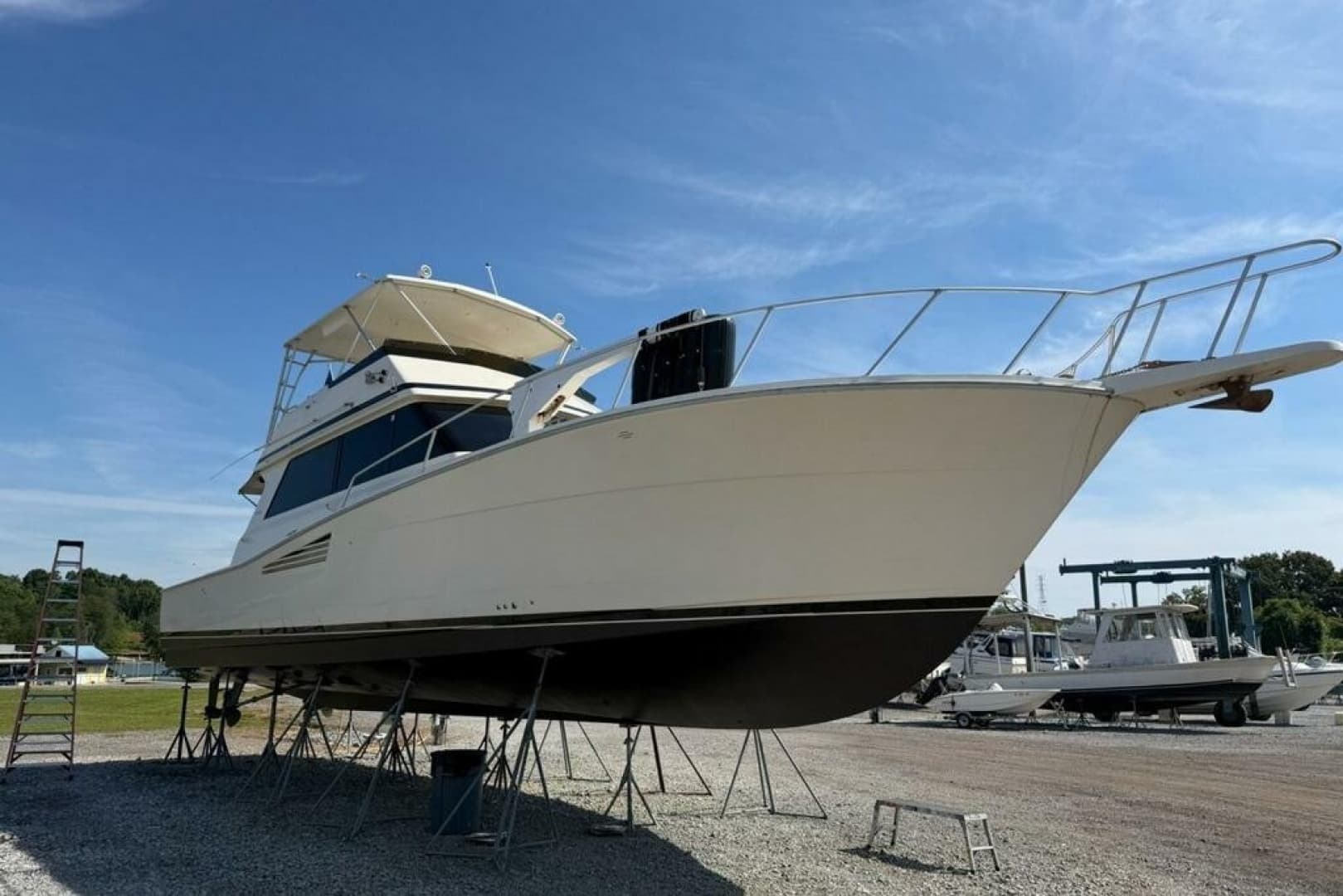 1990 Viking 53 Convertible