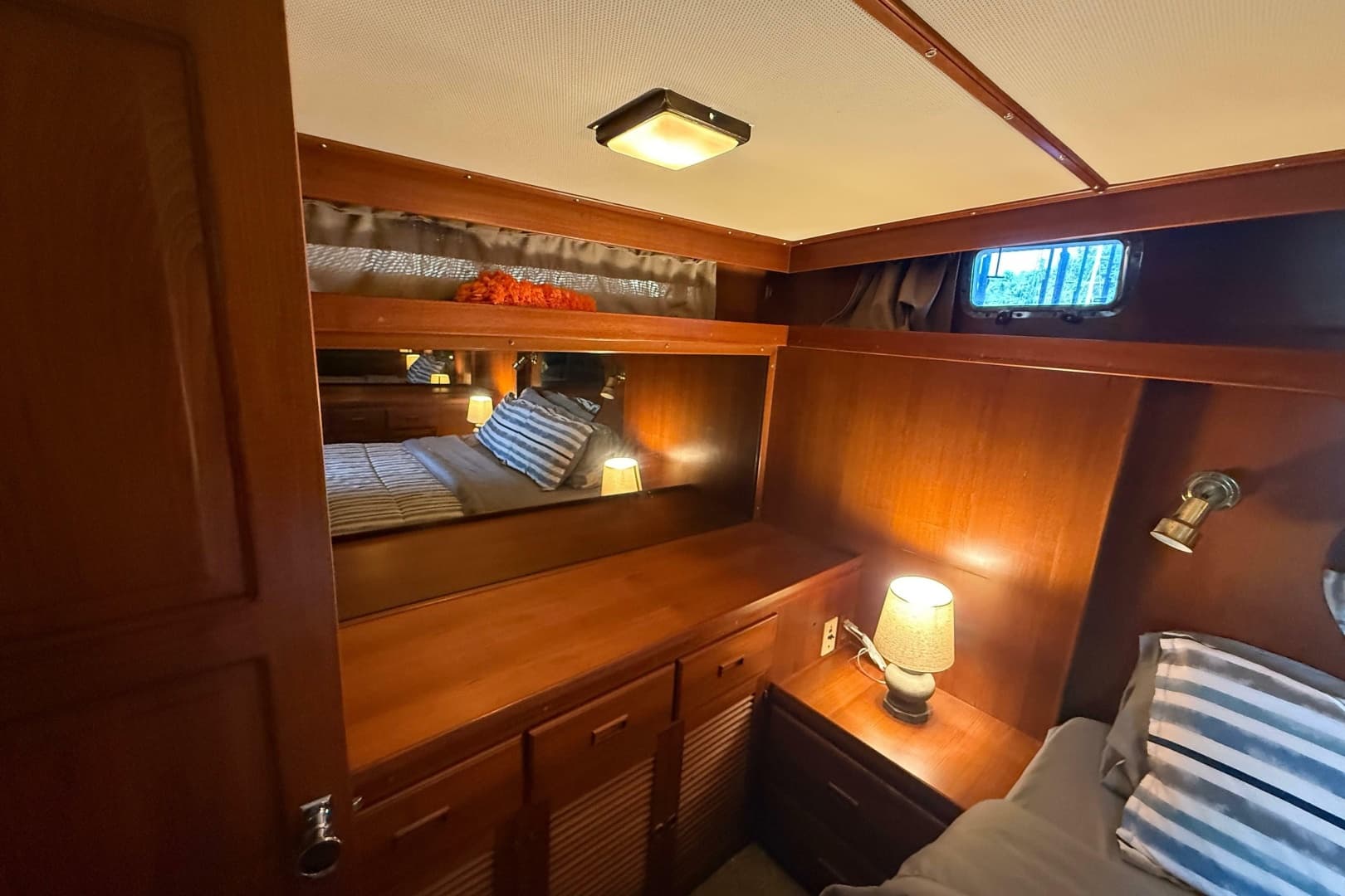 1989 Heritage East 40