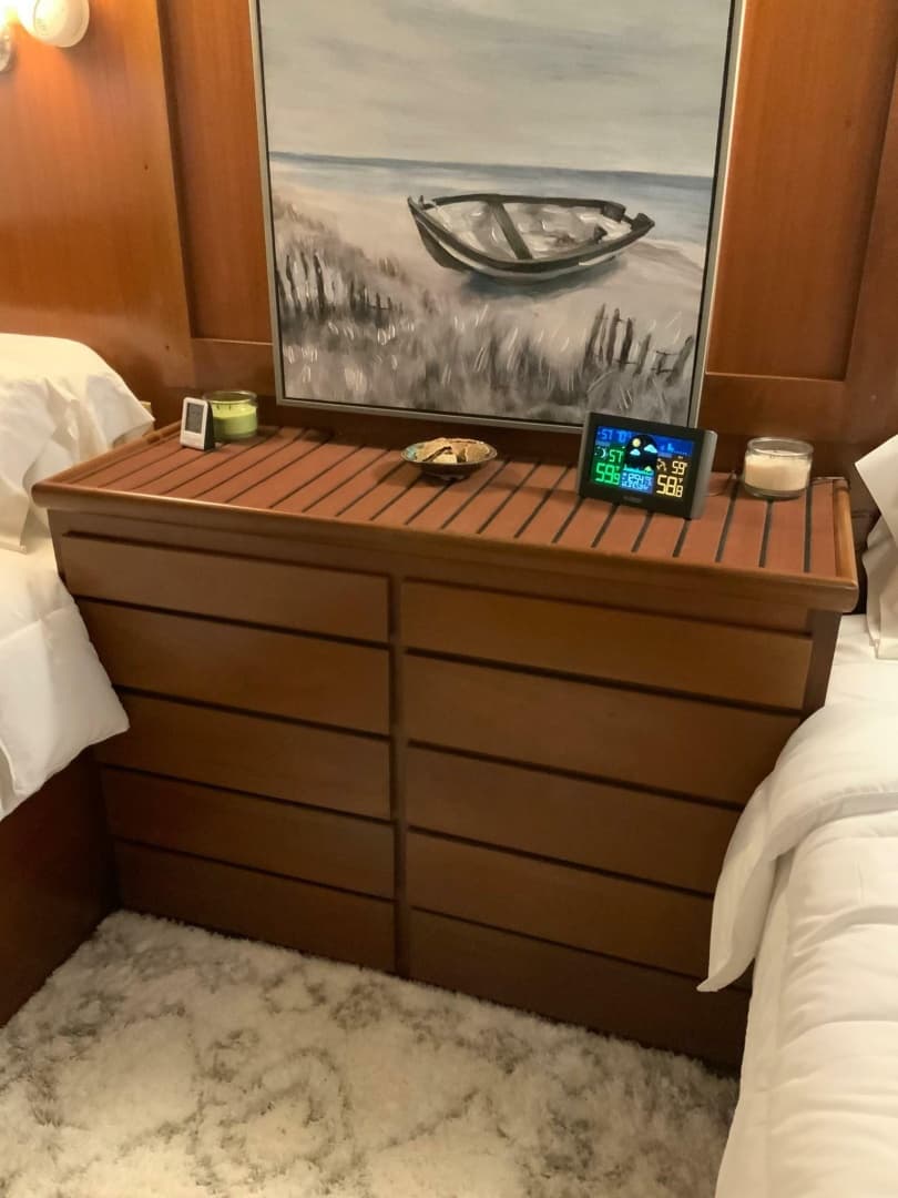 1969 Hatteras 41 Twin Cabin