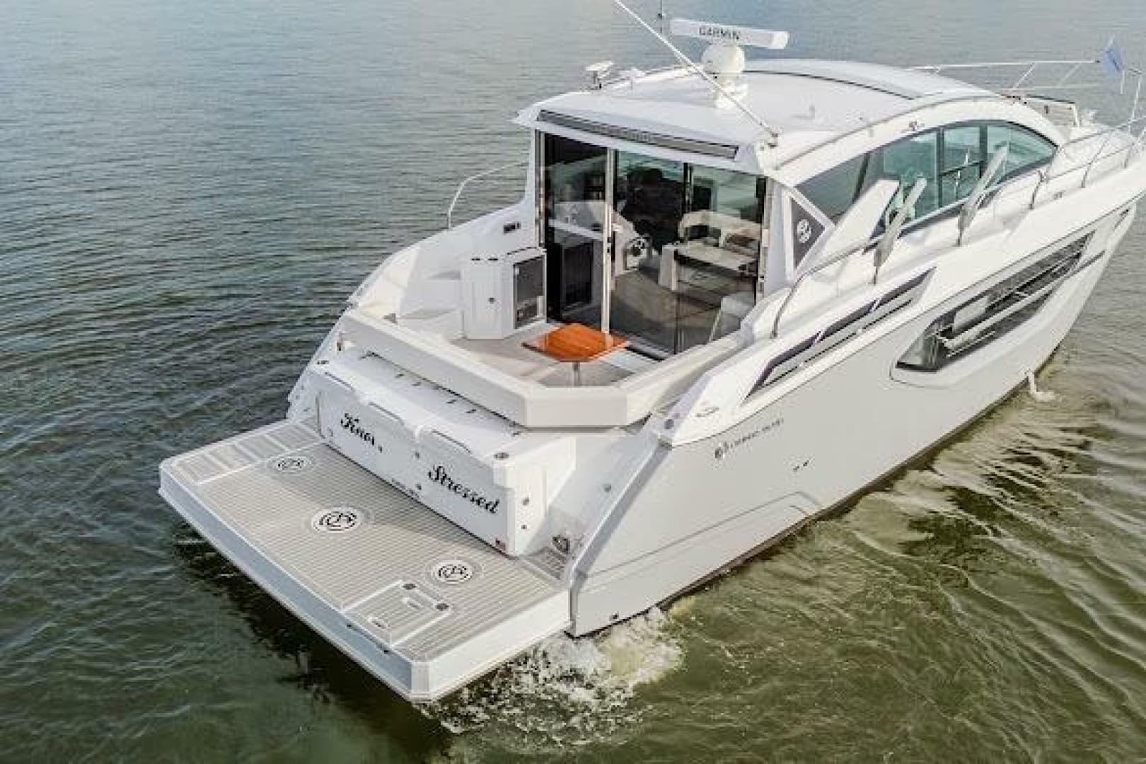 2023 Cruisers Yachts 42 Cantius