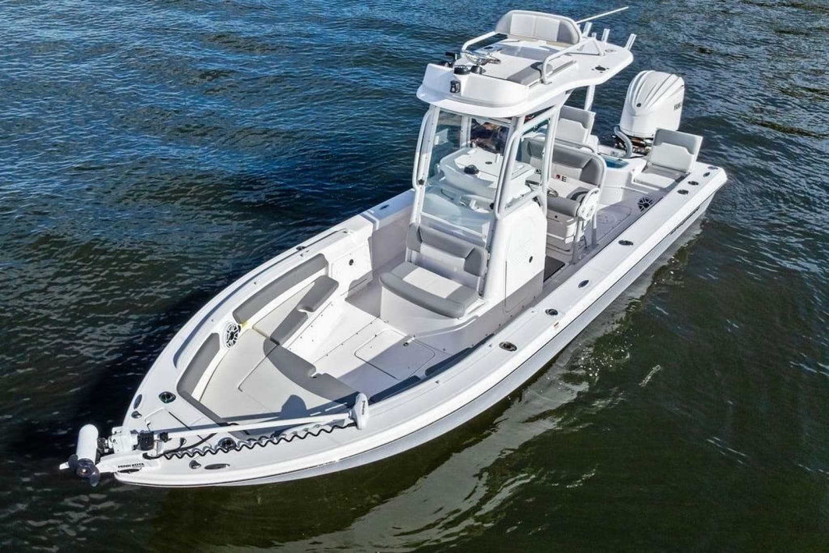 2023 Everglades 243 Center Console