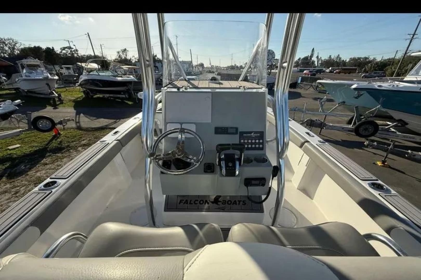 2023 Falcon Boats F22