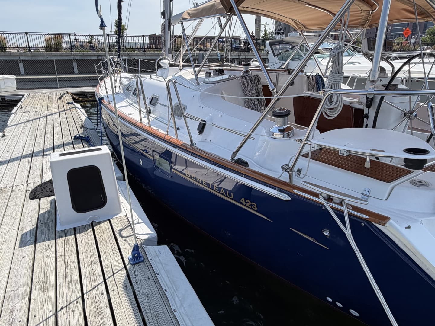 2006 Beneteau 423