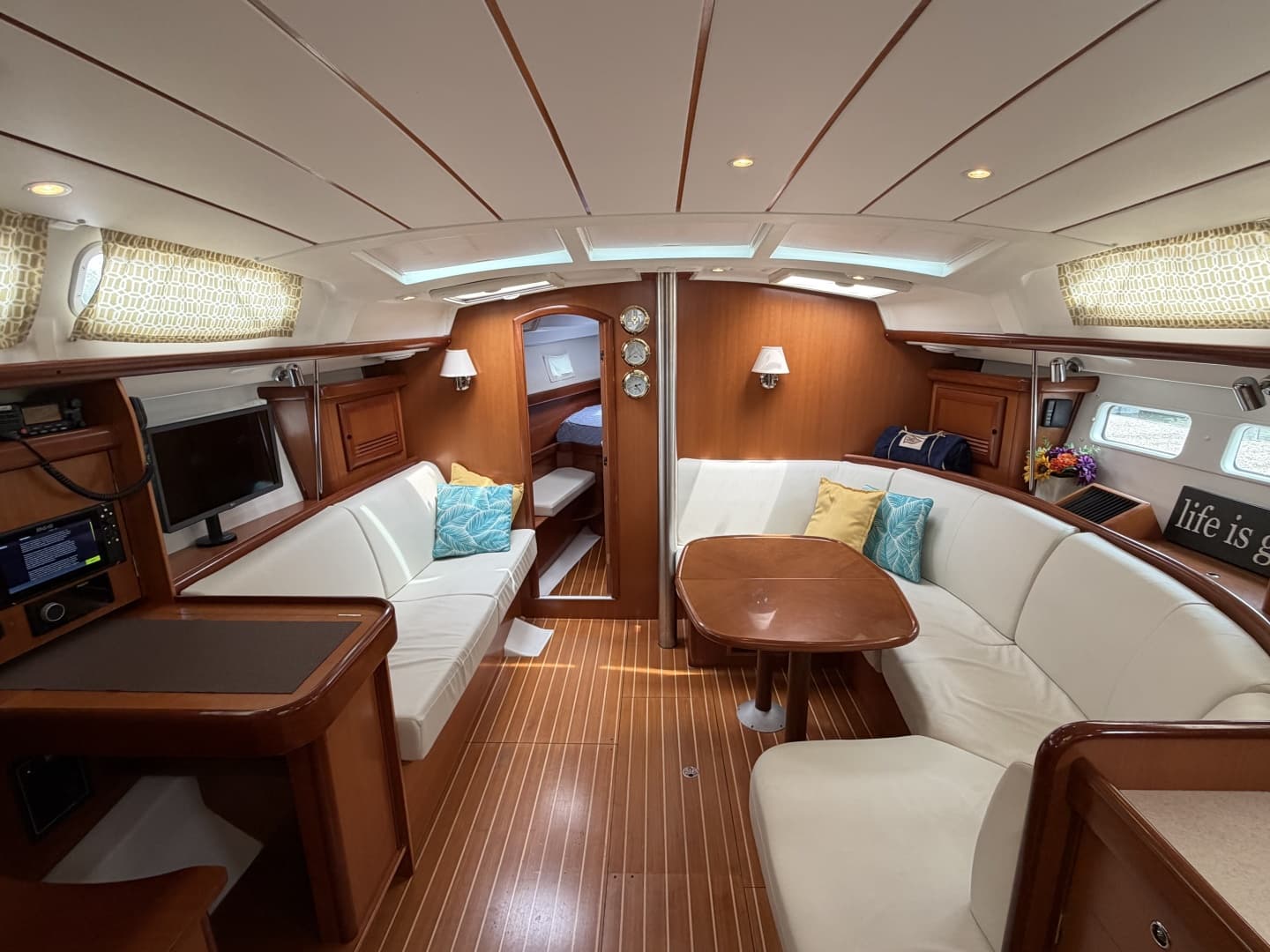 2007 Beneteau 423