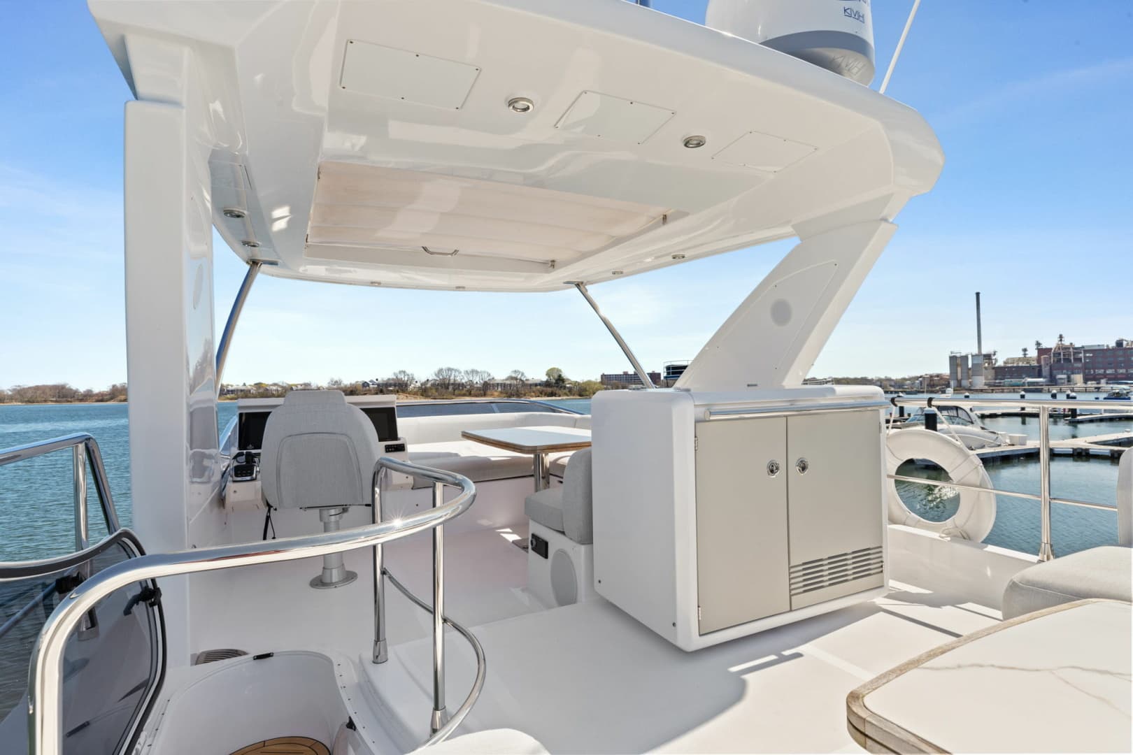 2022 Azimut 50 FLYBRIDGE