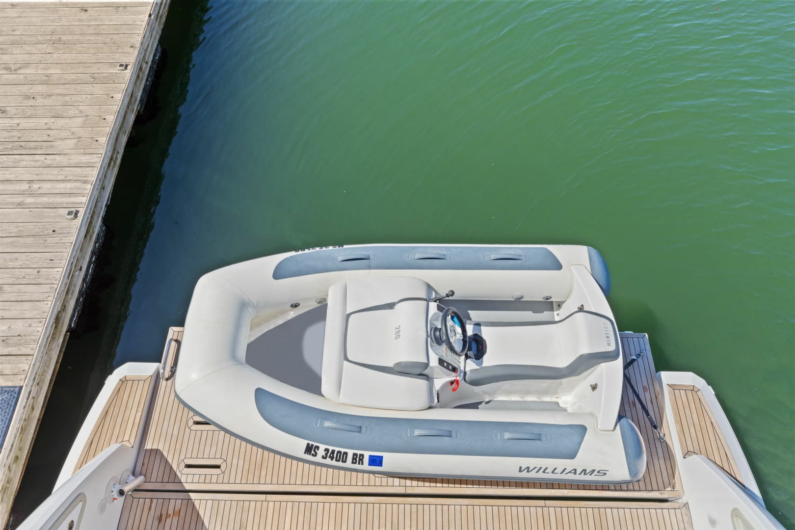2022 Azimut 50 FLYBRIDGE