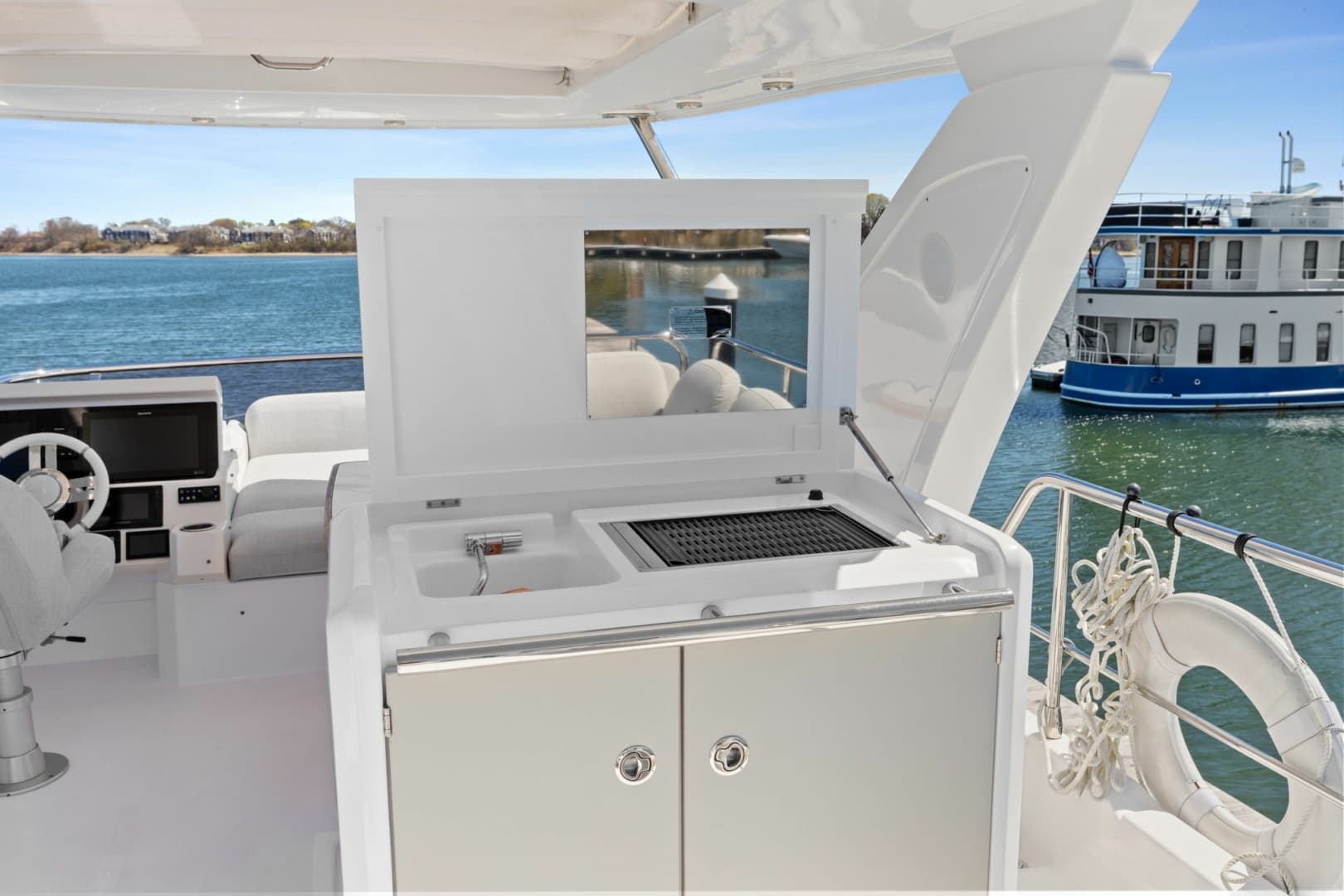 2022 Azimut 50 FLYBRIDGE