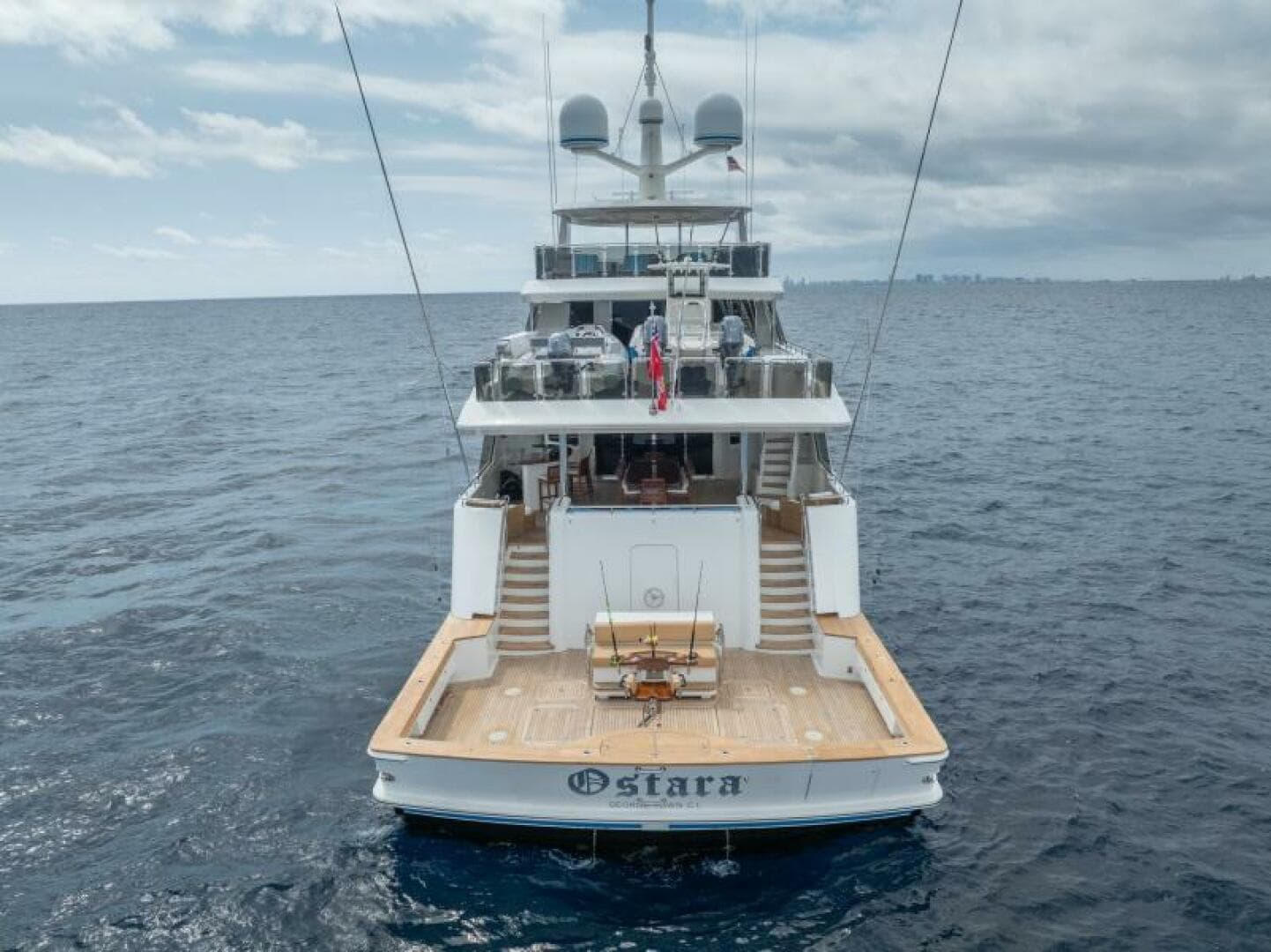 2010 Westport Superyacht