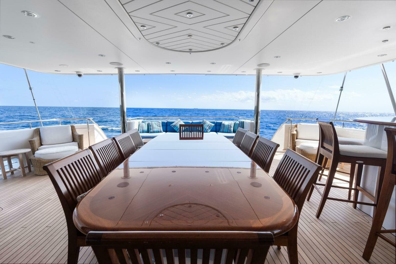 2010 Westport Superyacht