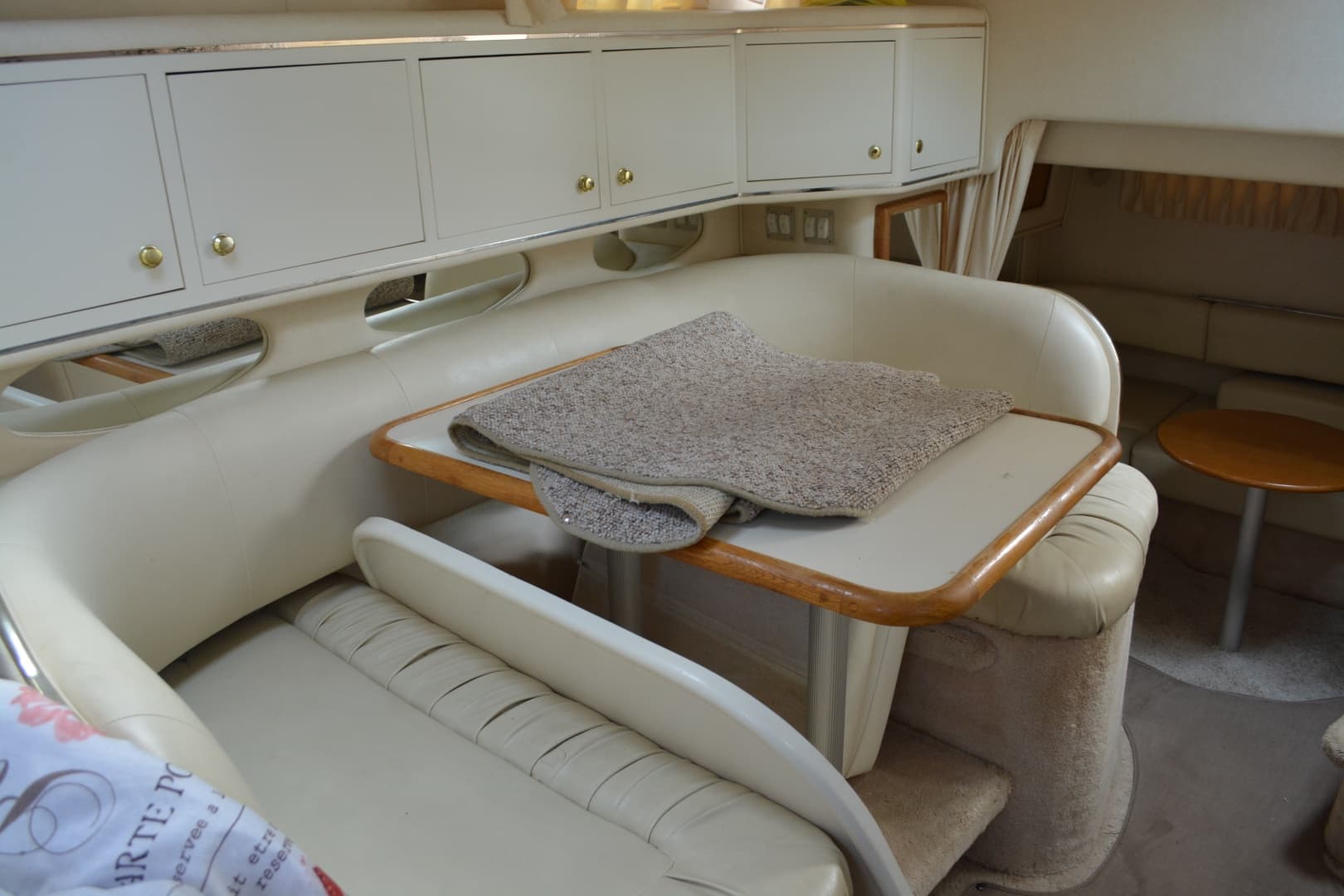 1999 Sea Ray 310 Sundancer