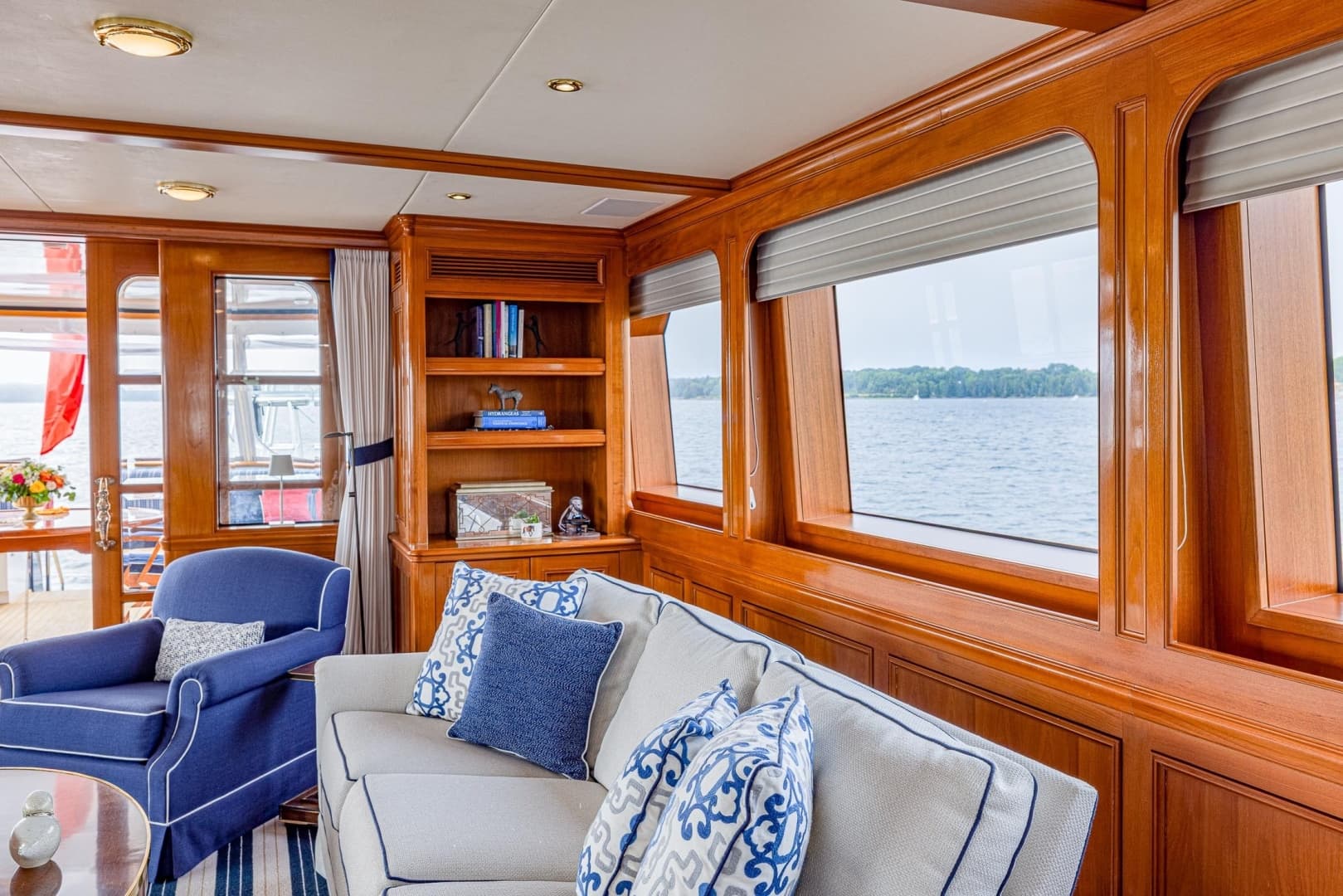 2004 Holland Jachtbouw Custom Raised Pilothouse Motor Yacht