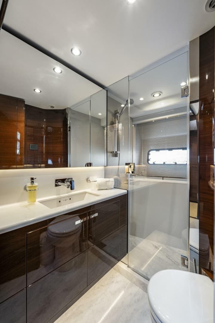 2018 Princess Y75