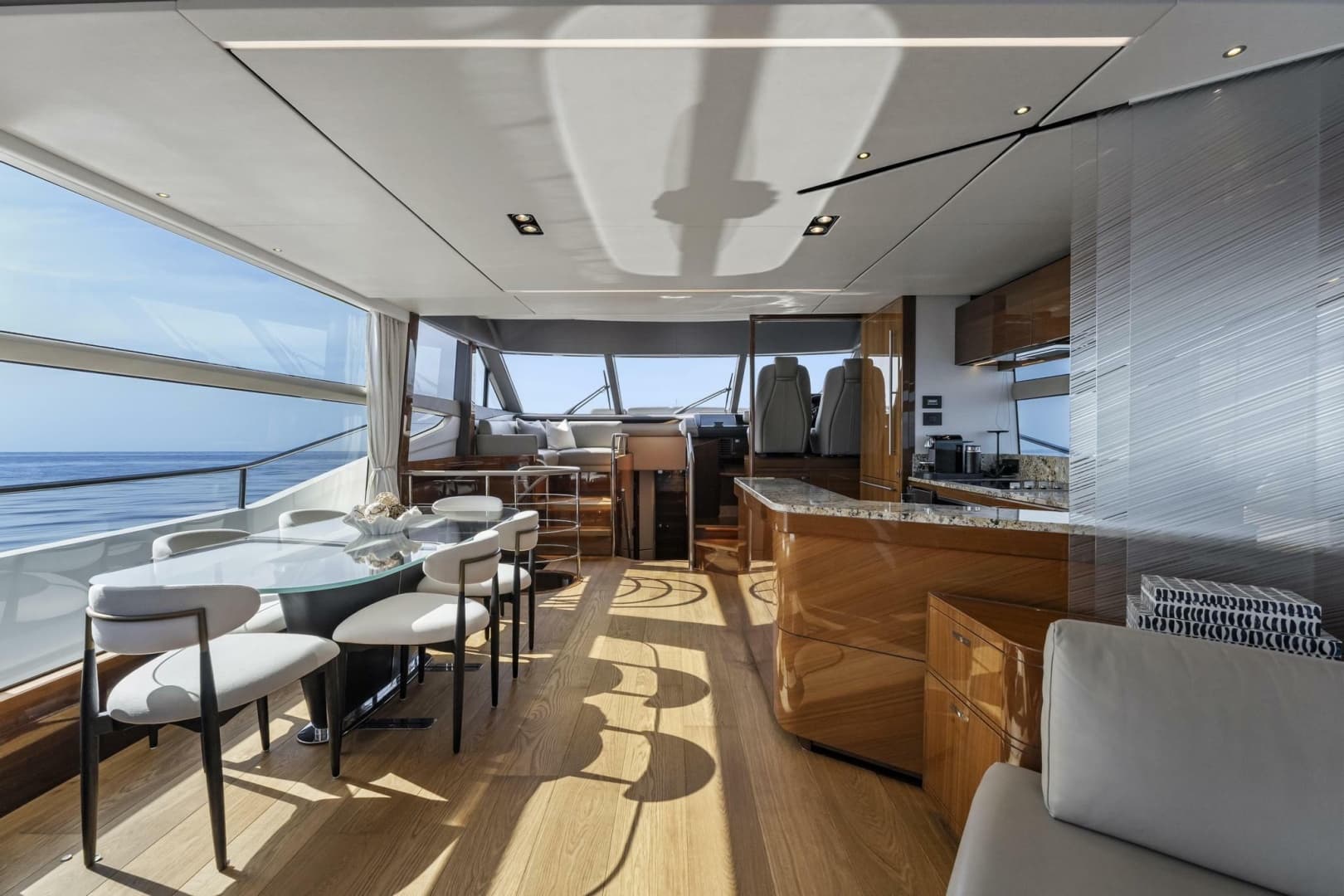 2018 Princess Y75