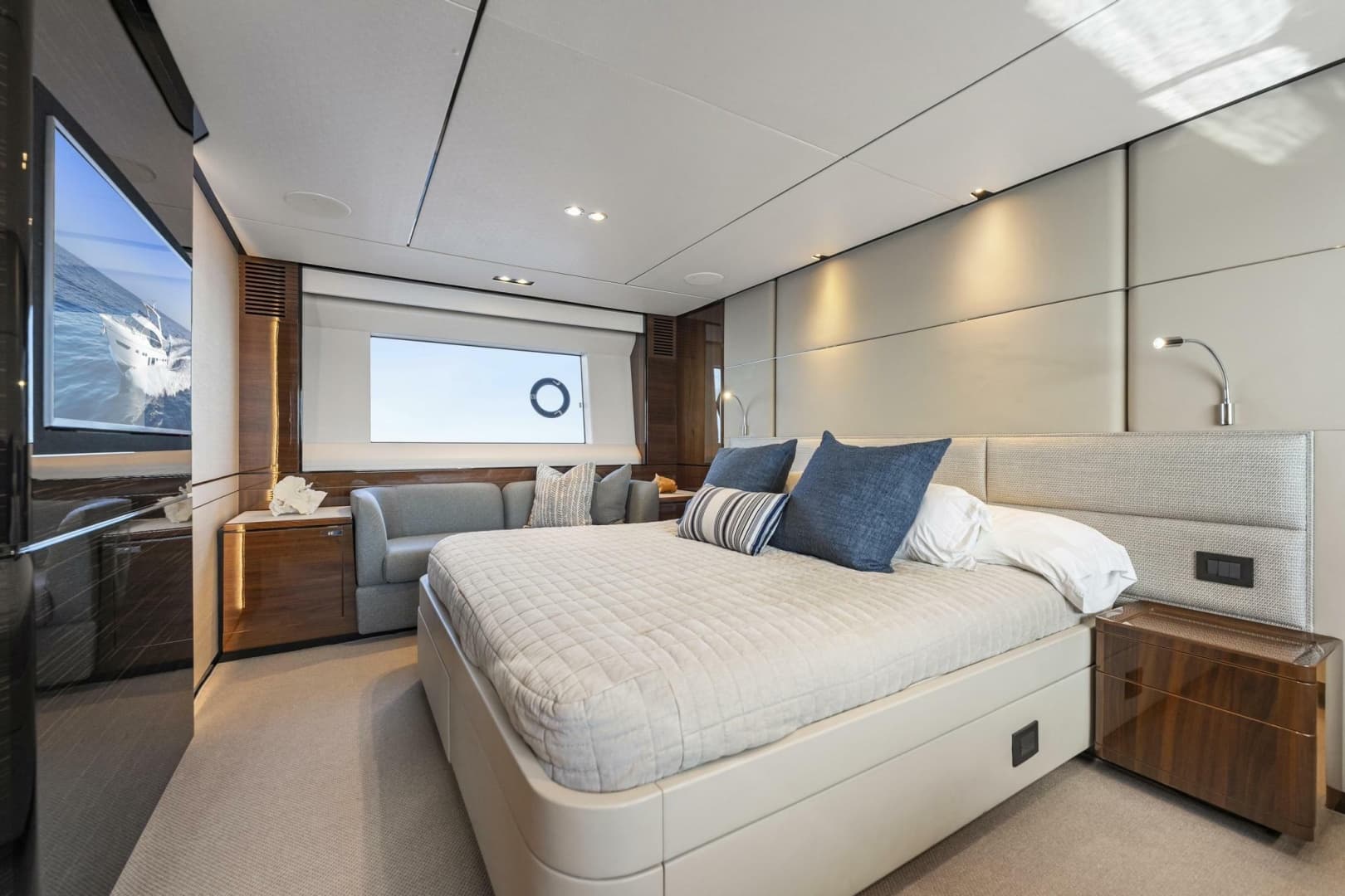 2018 Princess Y75