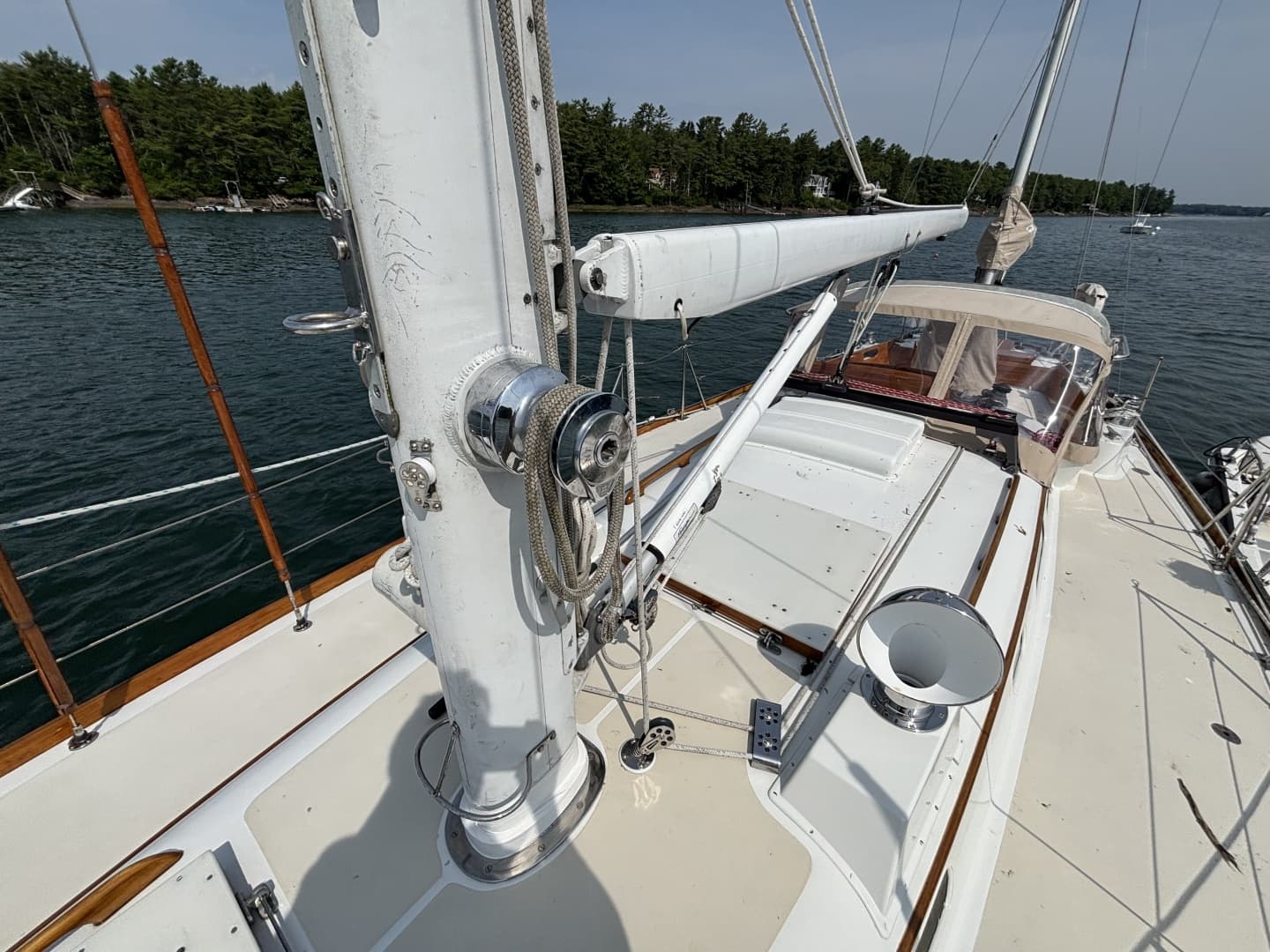 1974 Hinckley B-40