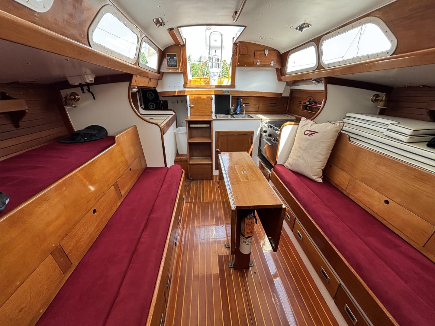1974 Hinckley B-40