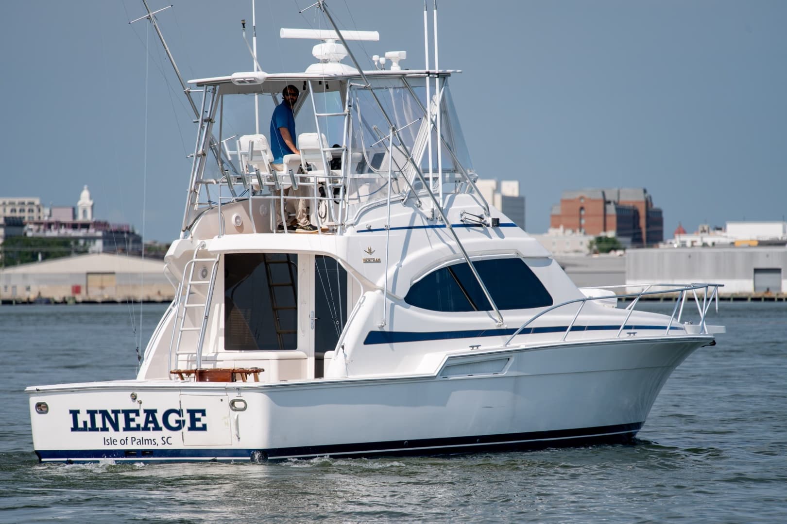 2003 Bertram 390 Convertible
