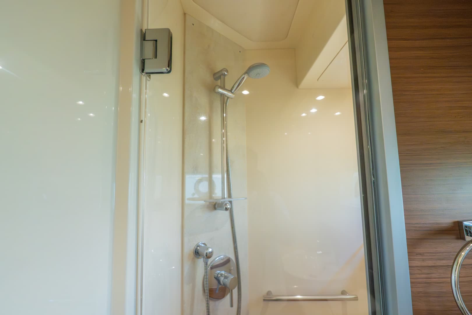 2016 Sea Ray 510 FLY