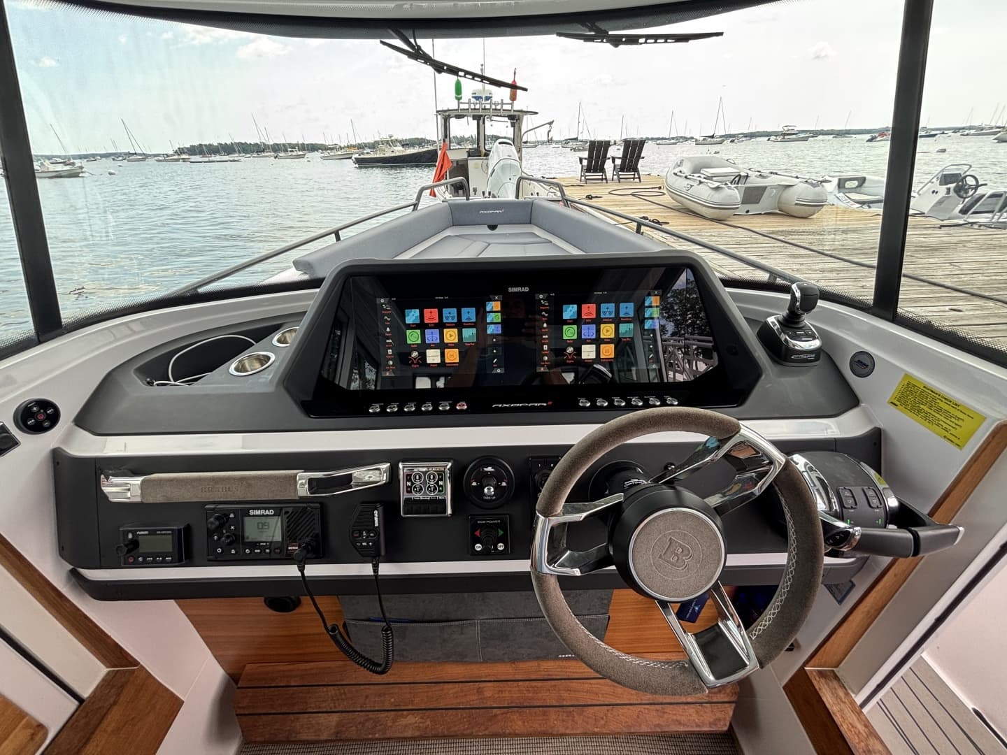 2021 Axopar 28 Cabin