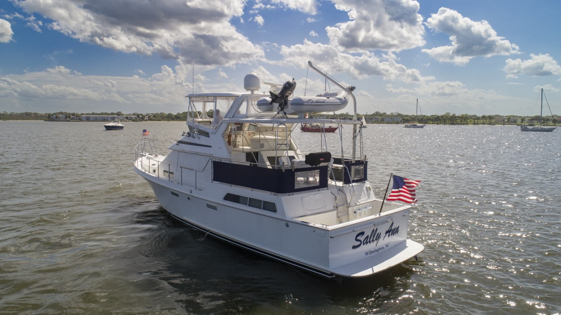 1988 Tollycraft 44 Cockpit M.Y.