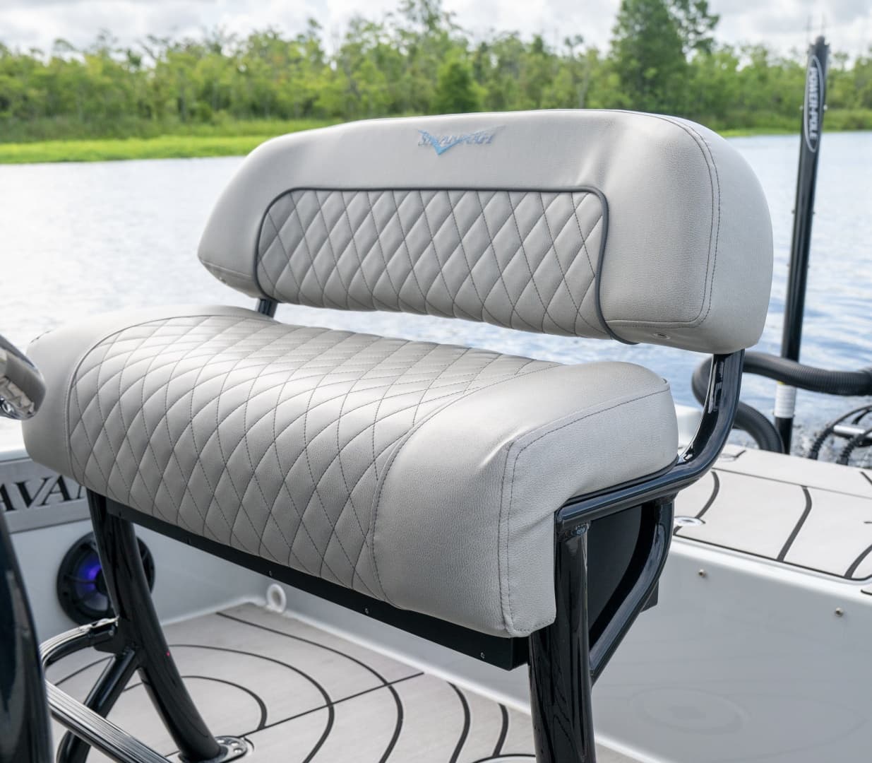 2016 Savannah 220IS